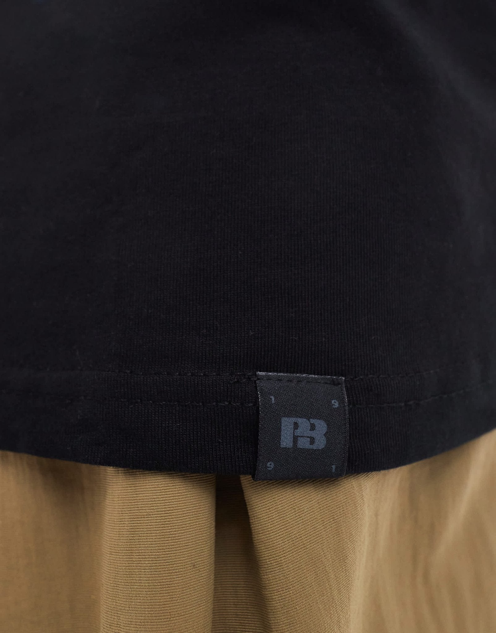Pull&Bear 2 pack t-shirt in black and beige - ASOS Sample Sale