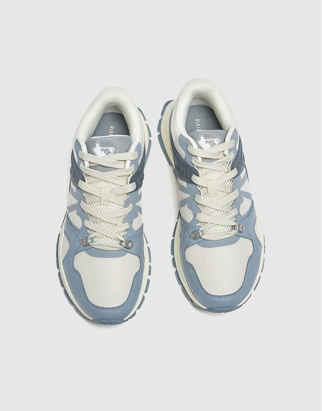 Pull&Bear 90's chunky trainer in blue - ASOS Sample Sale