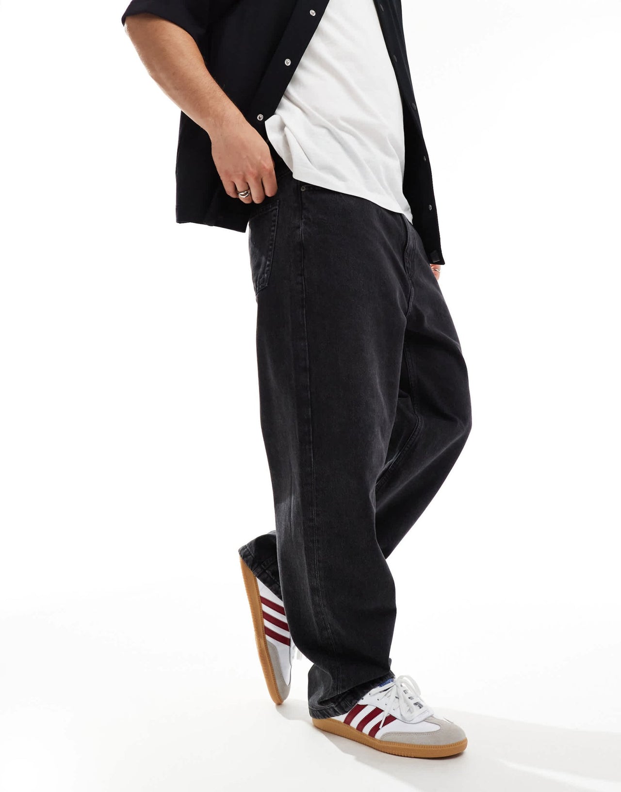 Pull&Bear baggy fit jeans in black - ASOS Sample Sale