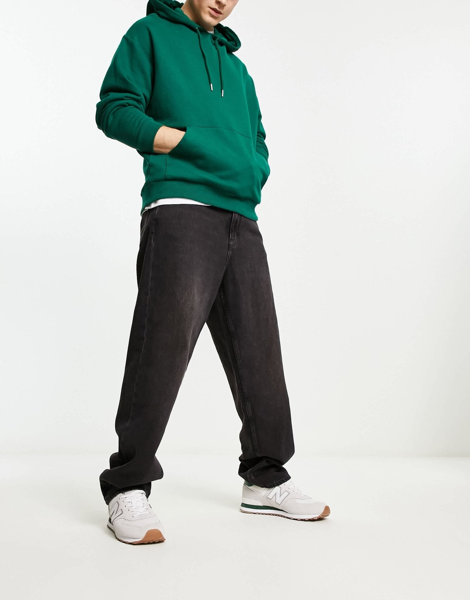 Pull&Bear baggy fit jeans in black - ASOS Sample Sale