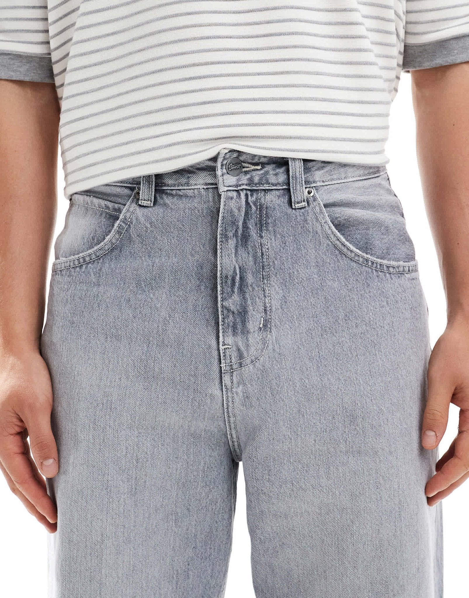 Pull&Bear baggy loose fit jeans in grey - ASOS Sample Sale