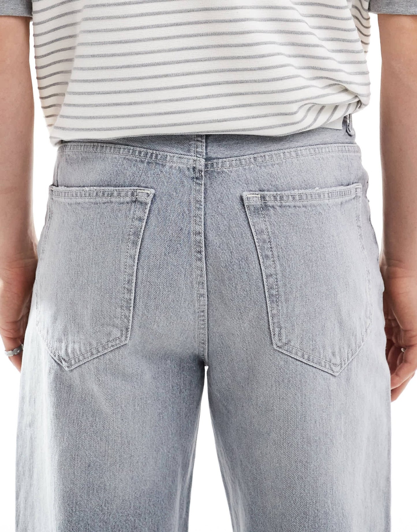 Pull&Bear baggy loose fit jeans in grey - ASOS Sample Sale