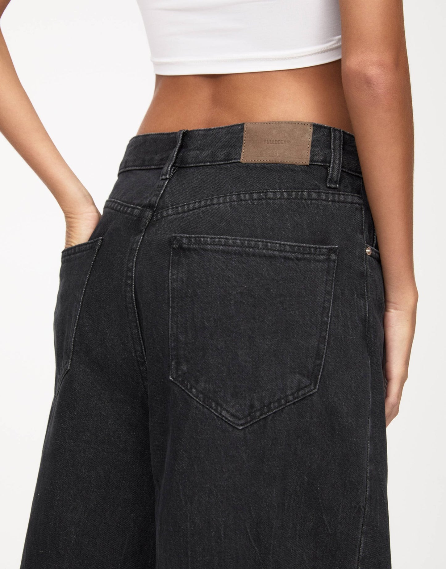 Pull&Bear baggy oversized wide leg jean in black - ASOS Sample Sale