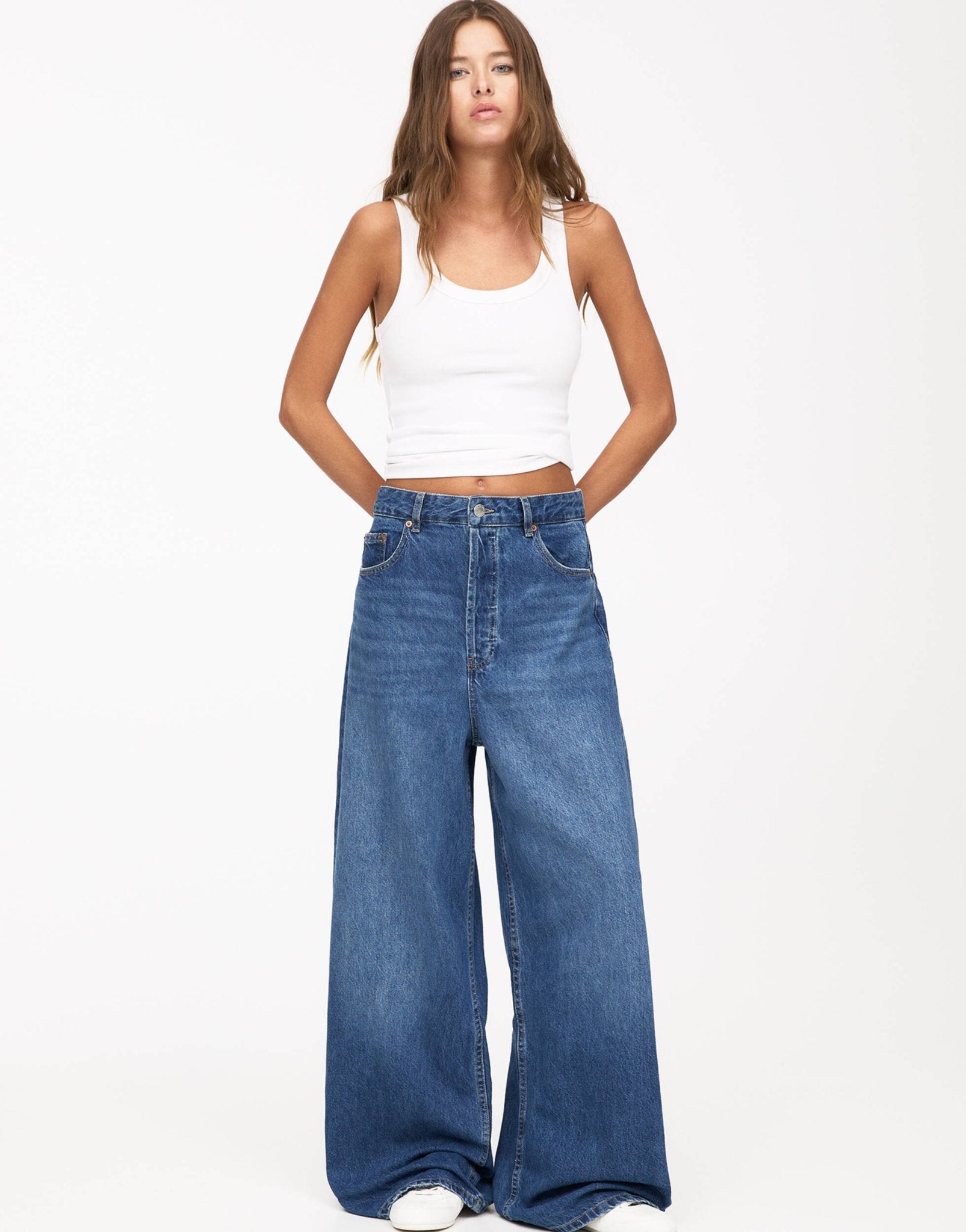 Pull&Bear baggy oversized wide leg jean in blue - ASOS Sample Sale
