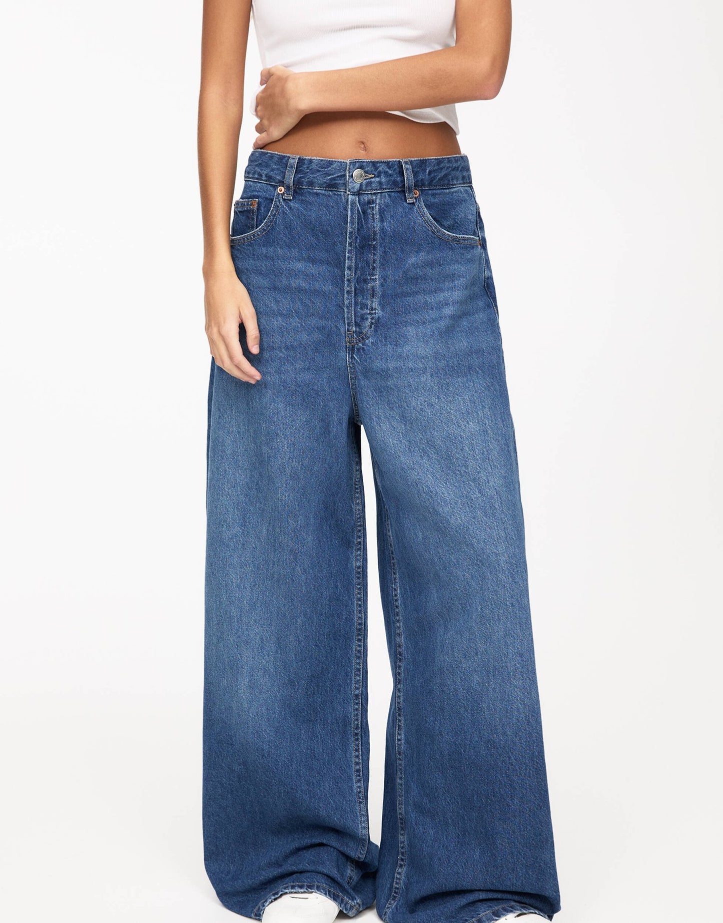 Pull&Bear baggy oversized wide leg jean in blue - ASOS Sample Sale