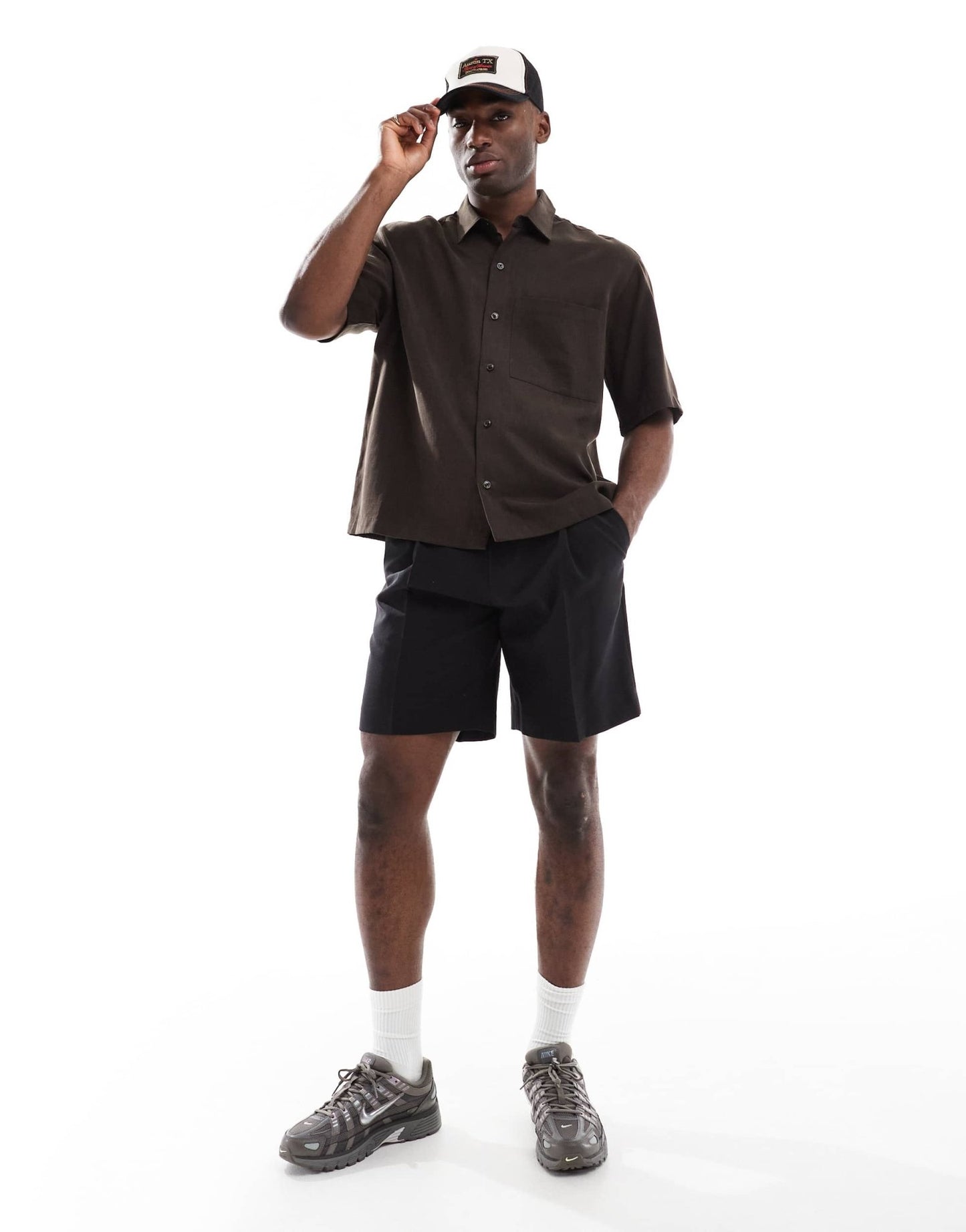 Pull&Bear boxy short sleeve shirt in brown - ASOS Sample Sale