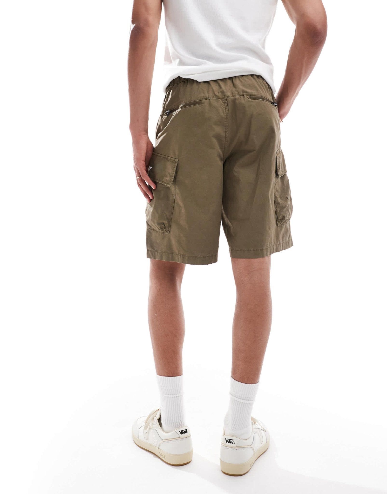 Pull&Bear cargo short in khaki - ASOS Sample Sale