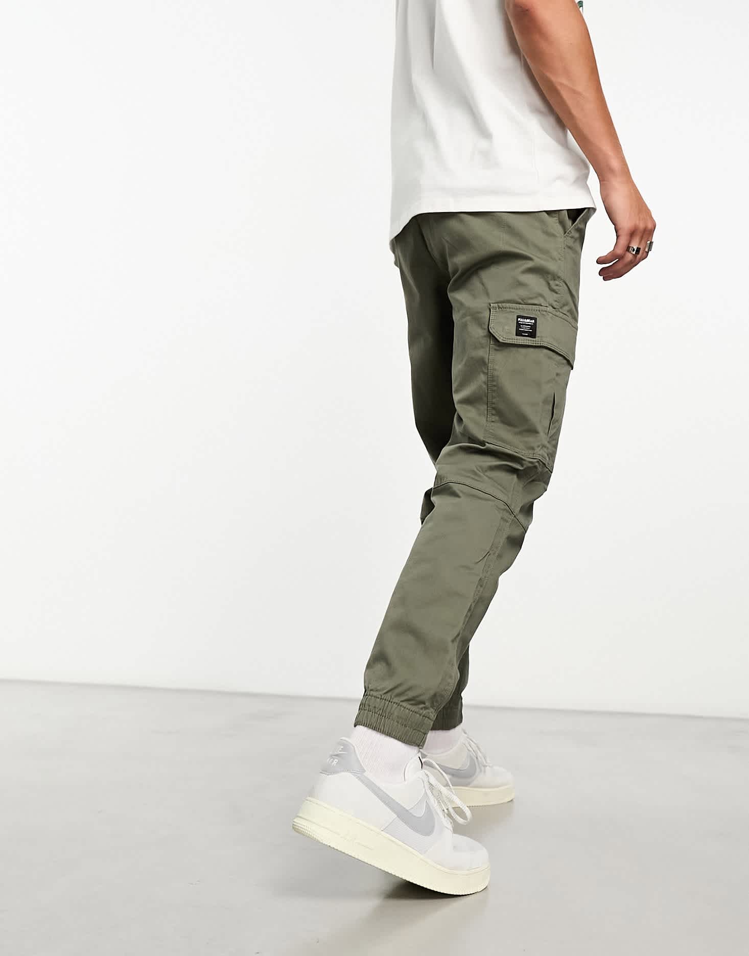 Pull&Bear cargo trouser in khaki - ASOS Sample Sale
