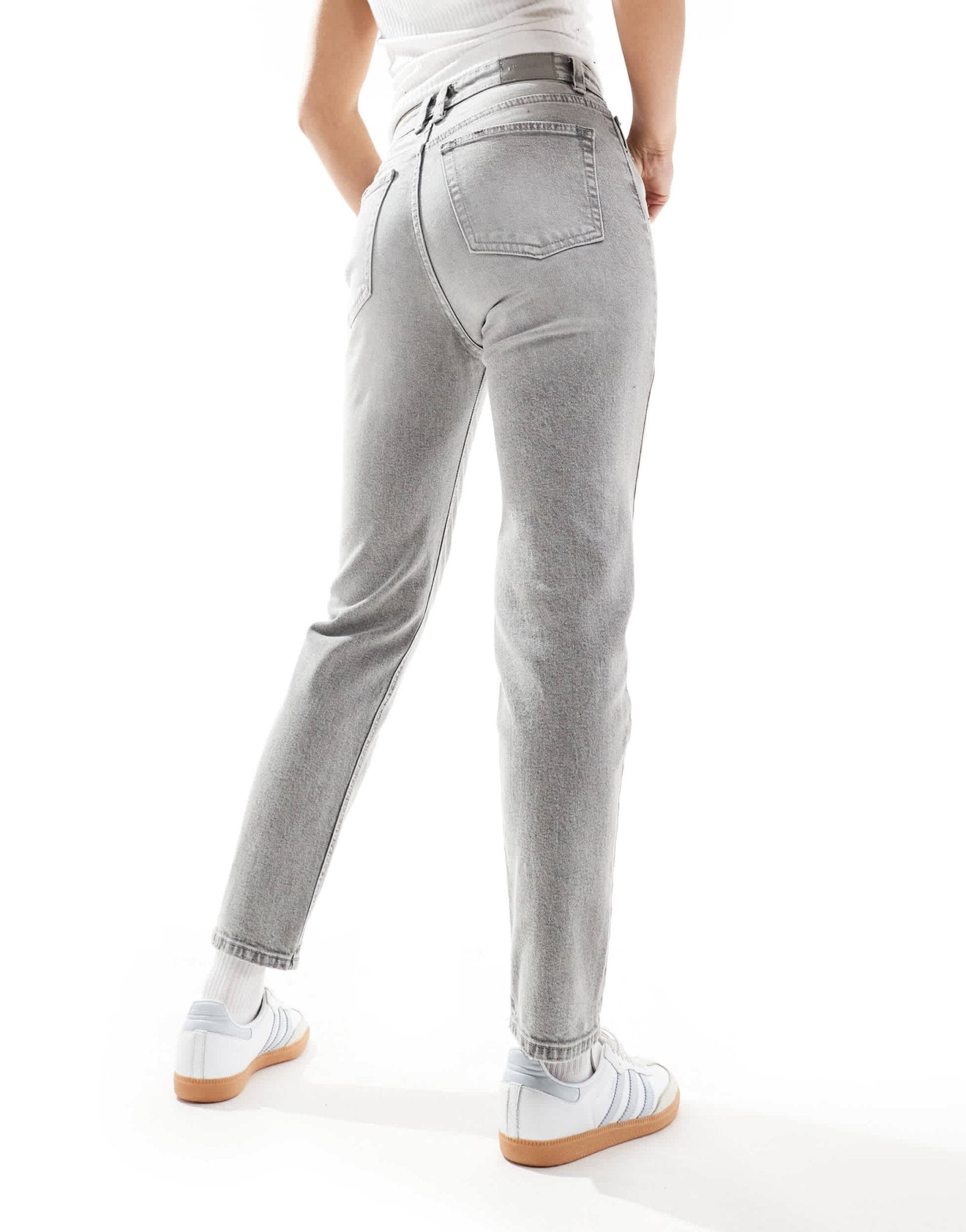 Pull&Bear comfort mom jean in grey - ASOS Sample Sale