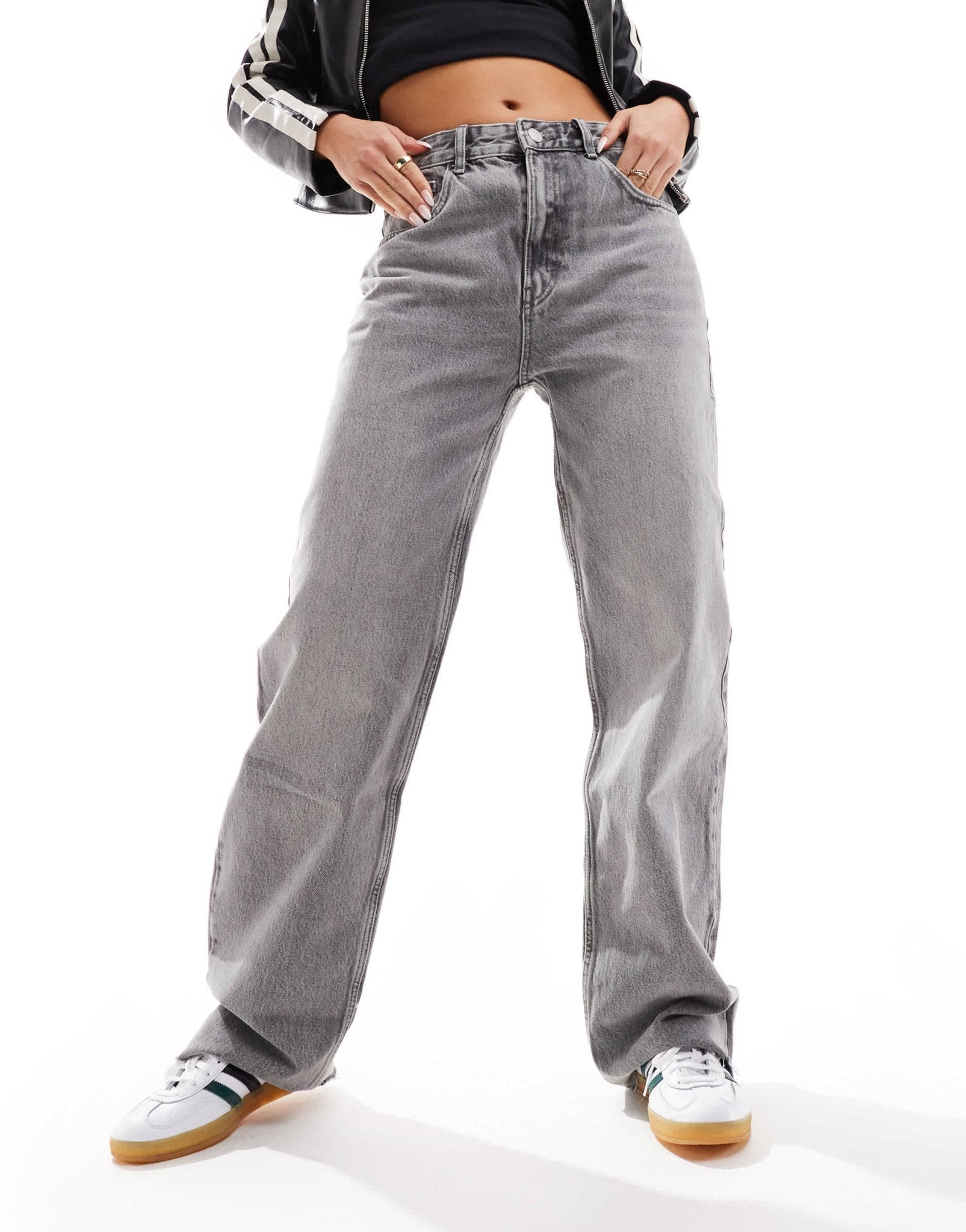 Pull&Bear comfort straight leg high rise jean in washed grey - ASOS Sample Sale