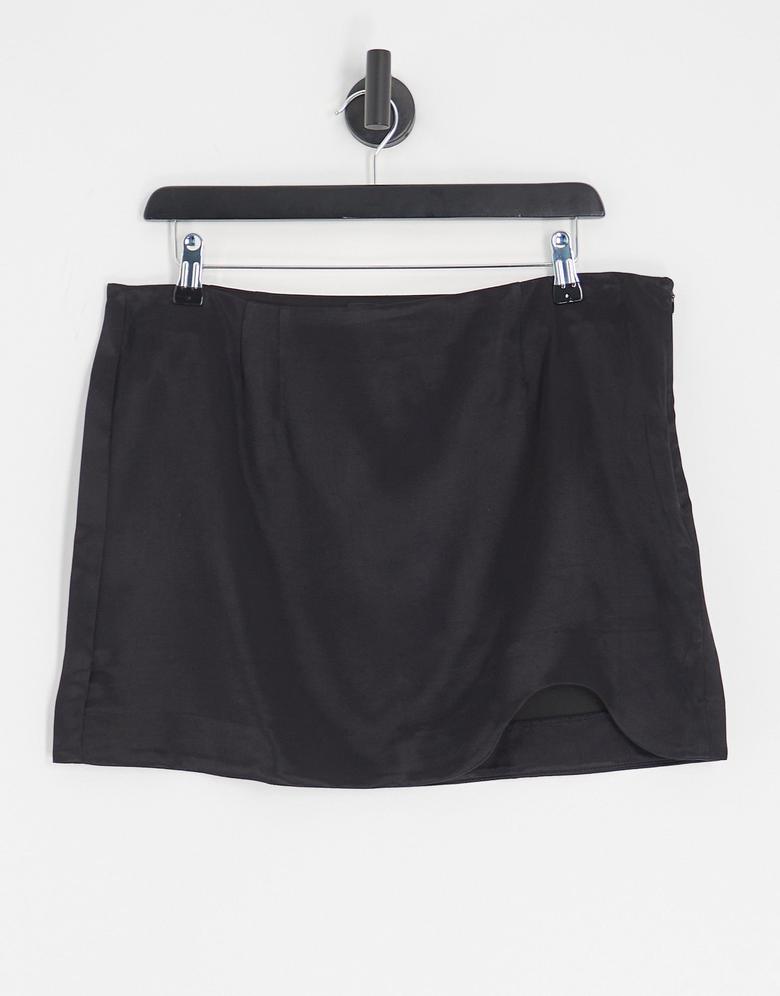Pull&Bear curved hem satin mini skirt in black - ASOS Sample Sale