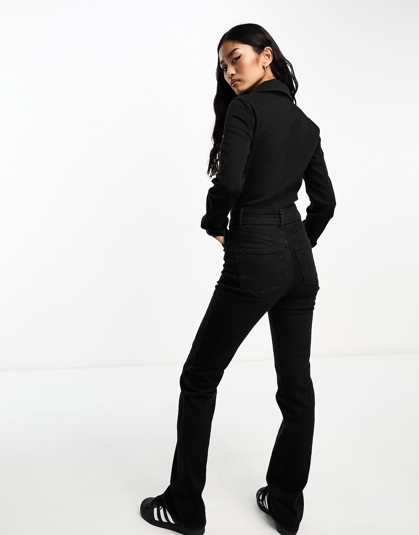 Pull&Bear denim long sleeve jumpsuit in black - ASOS Sample Sale
