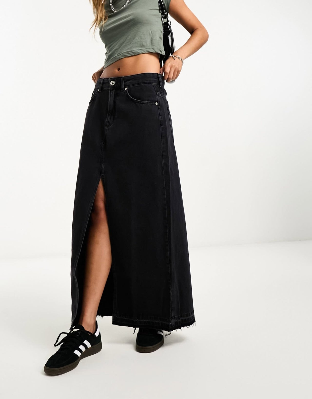 Pull&Bear denim midi skirt with split front in black - ASOS Sample Sale