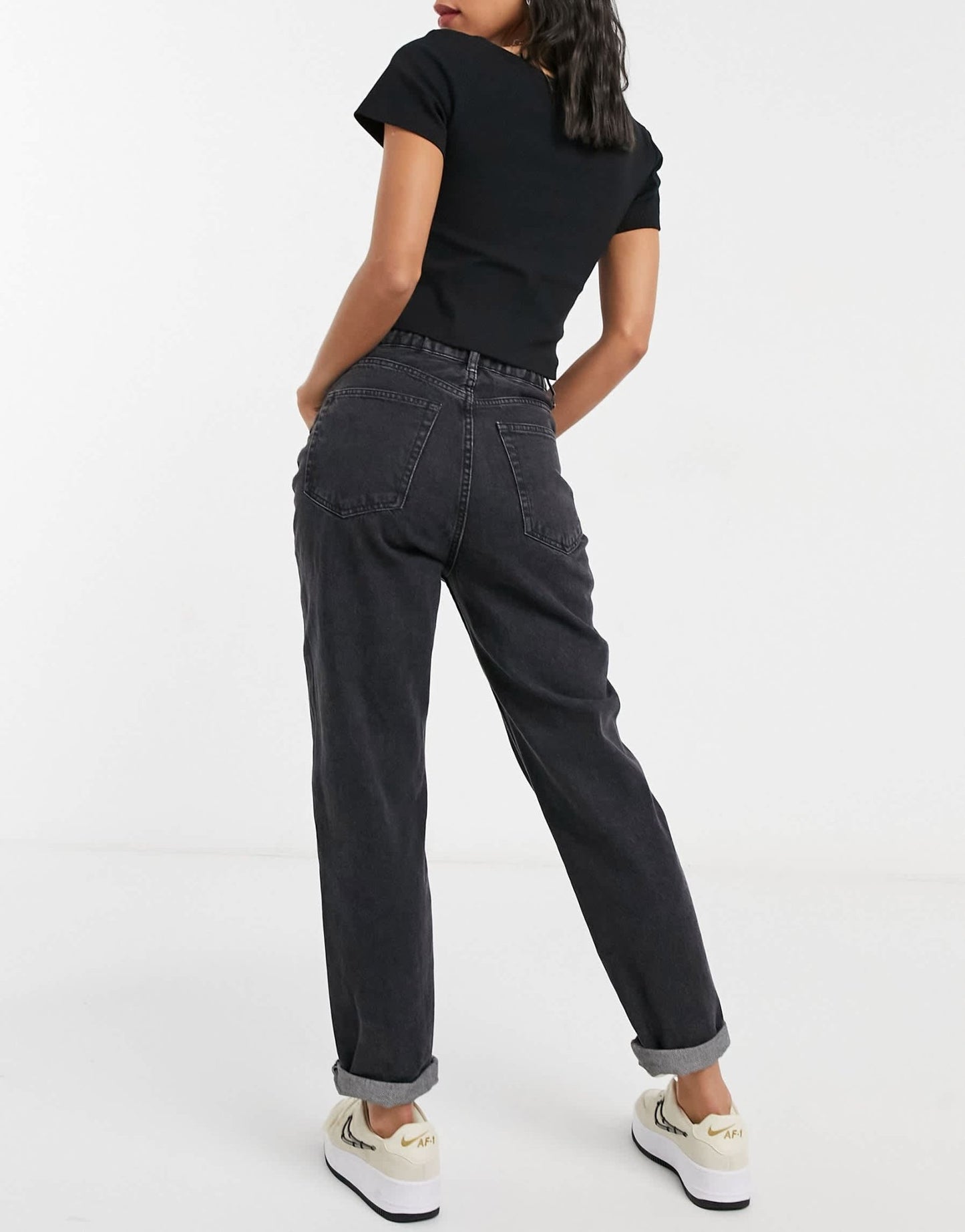 Pull&Bear elasticated waist mom jean in washed black - ASOS Sample Sale