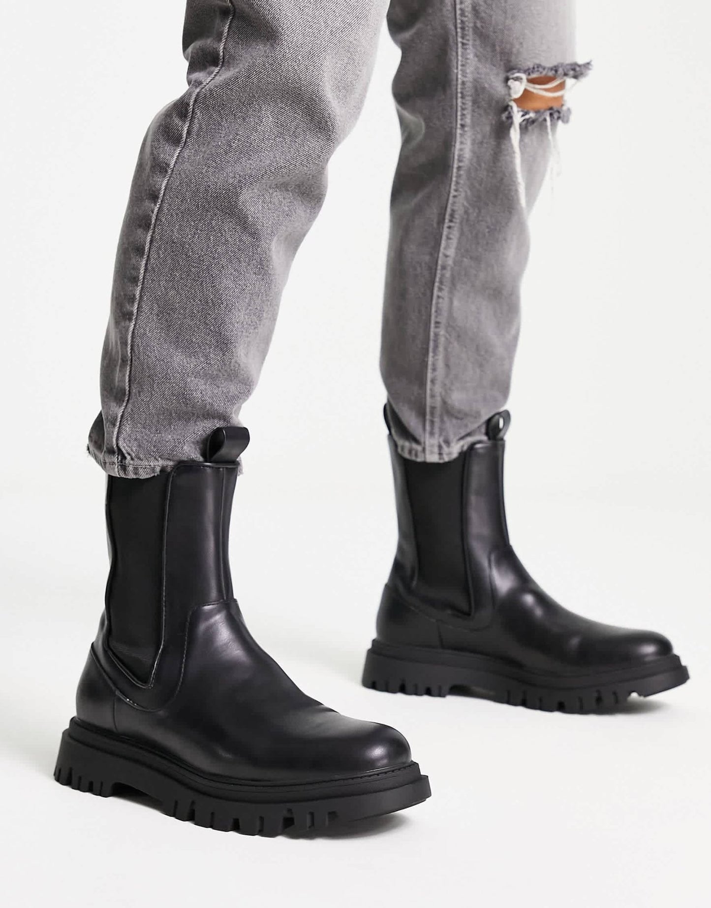 Pull&Bear high chunky tech boots in black - ASOS Sample Sale