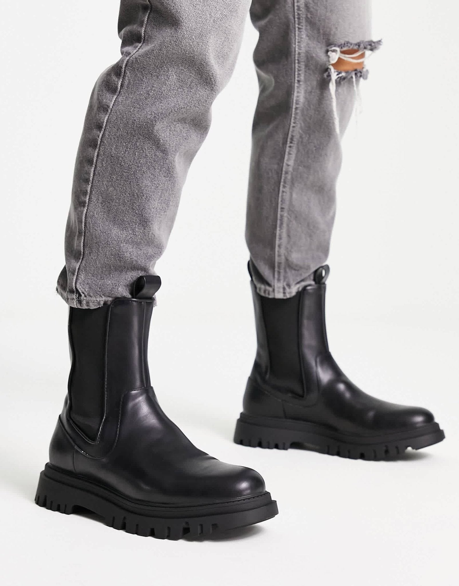 Pull&Bear high chunky tech boots in black - ASOS Sample Sale