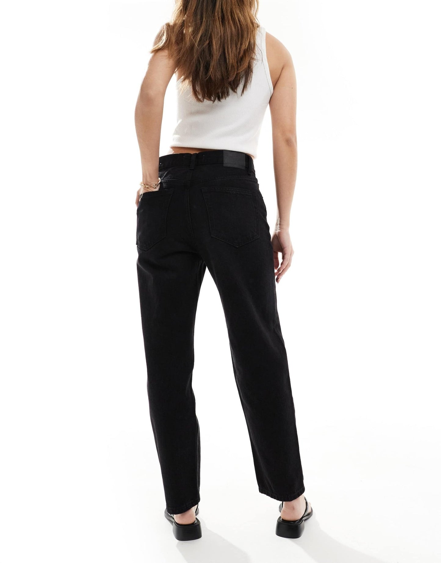 Pull&Bear high rise mom jean in washed black - ASOS Sample Sale