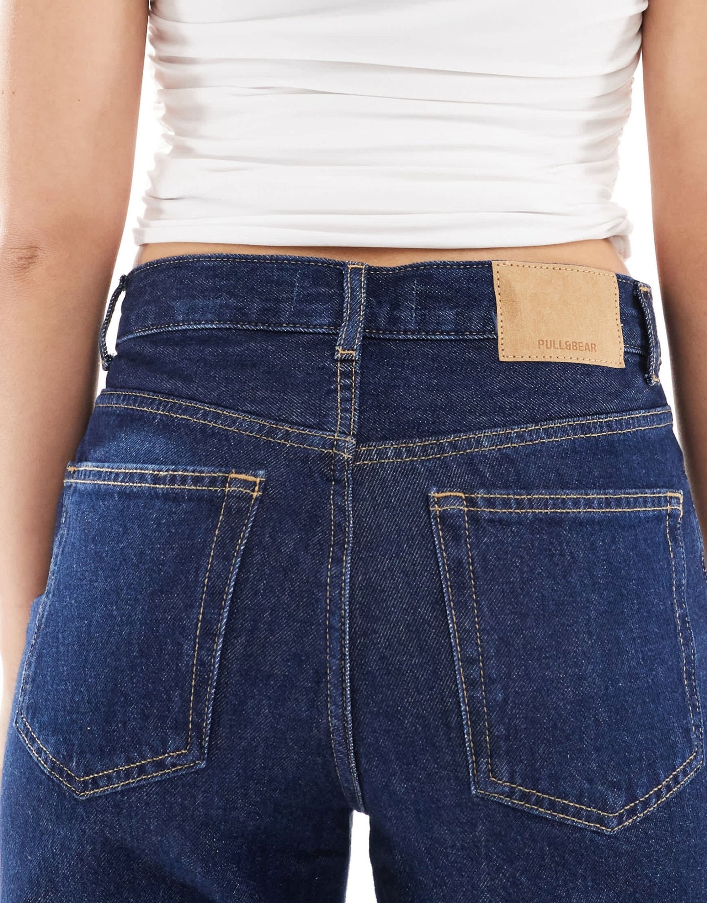 Pull&Bear high rise straight leg jean in dark blue rinse - ASOS Sample Sale