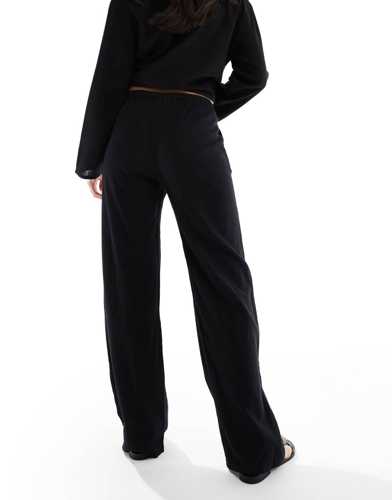 Pull&Bear high waisted linen look trousers in black - ASOS Sample Sale