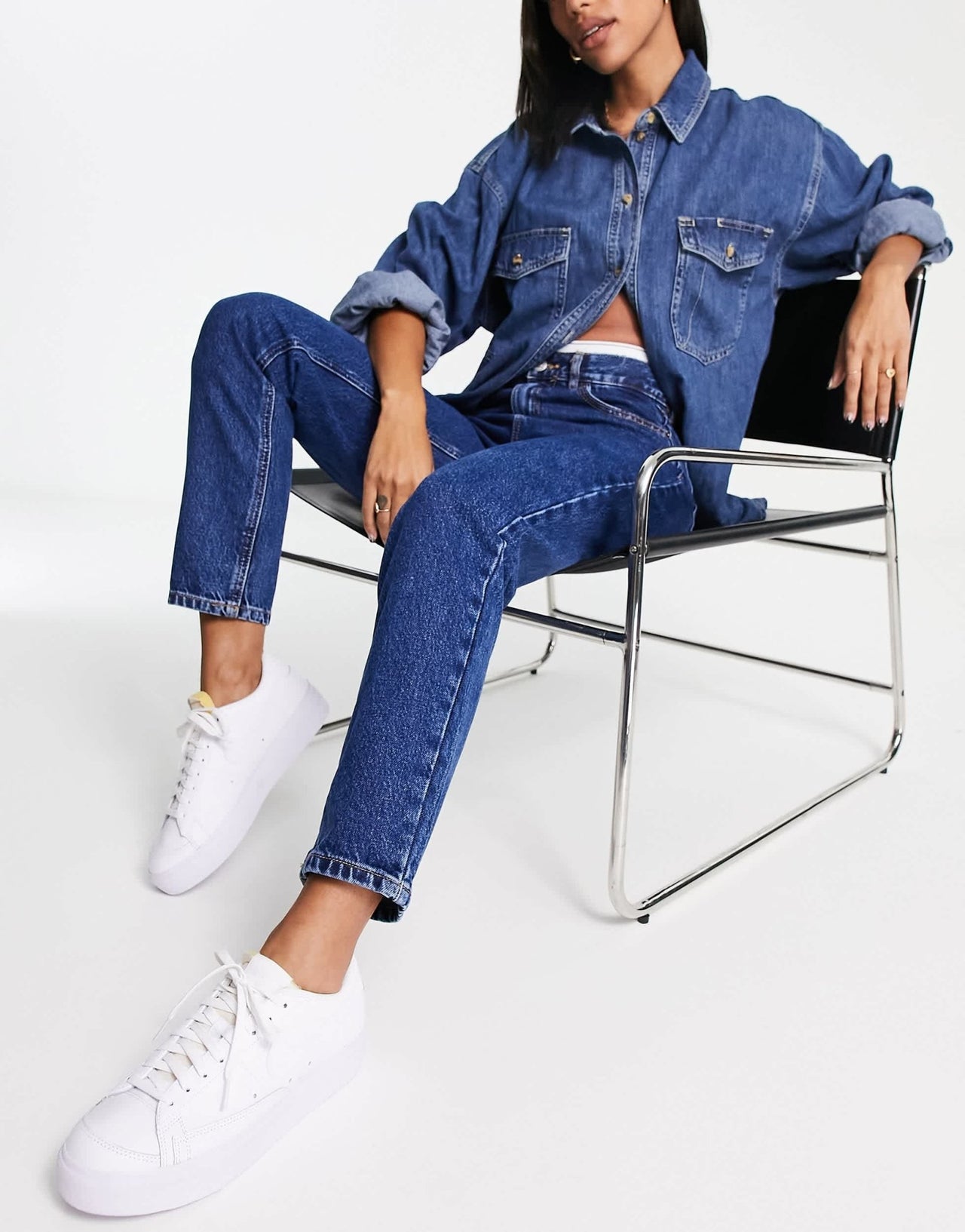 Pull&Bear high waisted mom jean in dark blue - ASOS Sample Sale