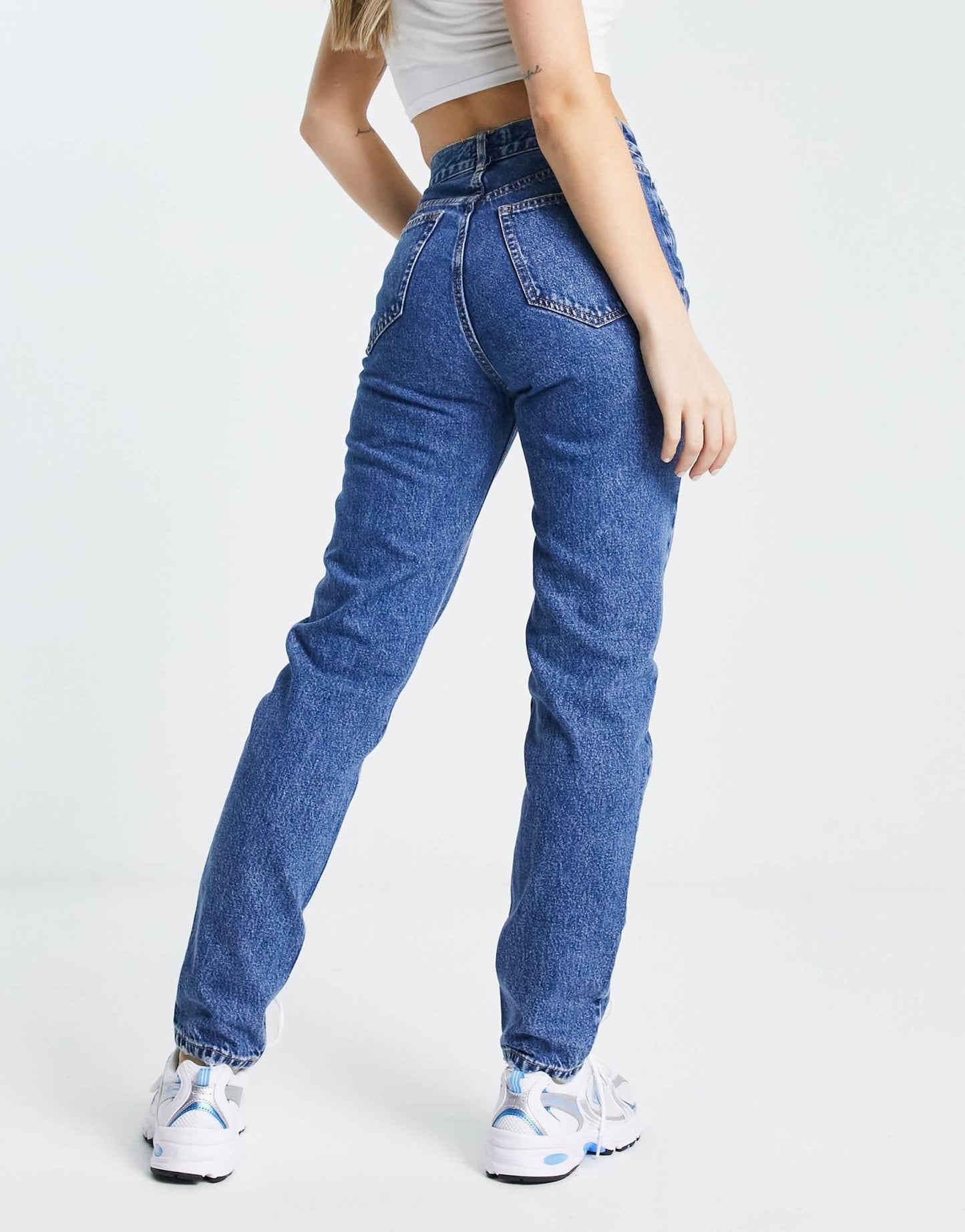 Pull&Bear high waisted mom jean in dark blue - ASOS Sample Sale