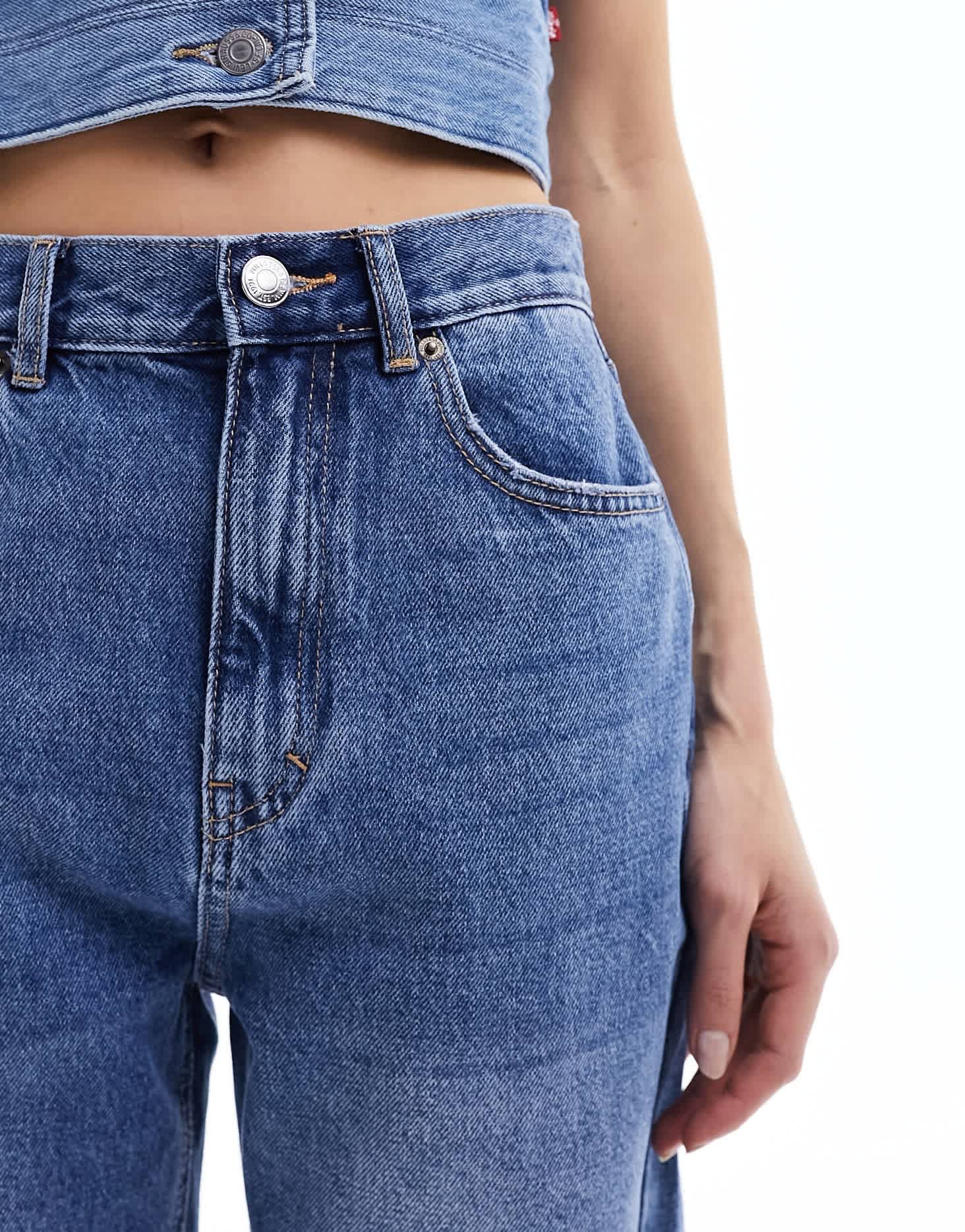 Pull&Bear high waisted mom jean in dark blue - ASOS Sample Sale