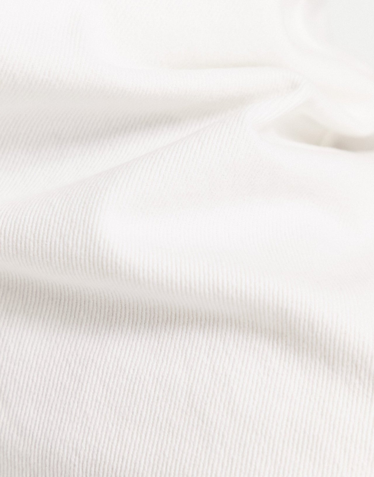 Pull&Bear high waisted mom jeans in white - ASOS Sample Sale