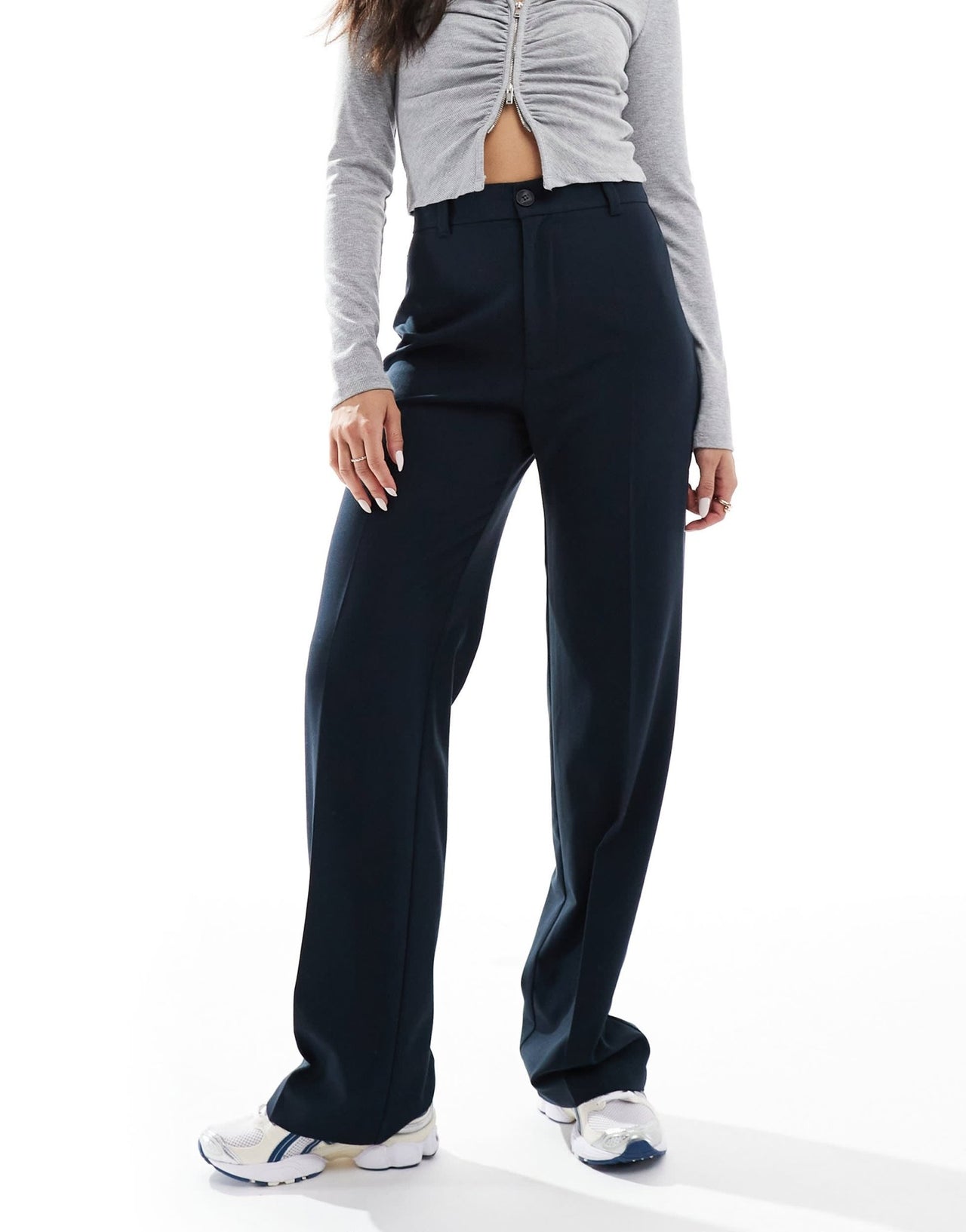 Pull&Bear high waisted tailored trouser in navy - ASOS Sample Sale