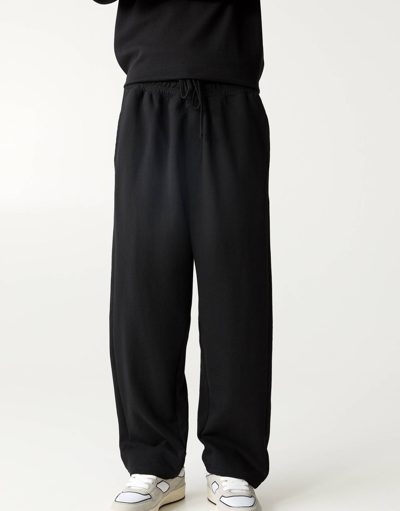 Pull&Bear interlock joggers in black - ASOS Sample Sale