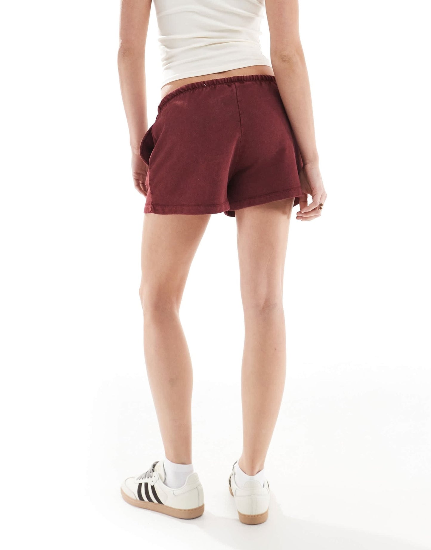 Pull&Bear jersey runner short in red - ASOS Sample Sale