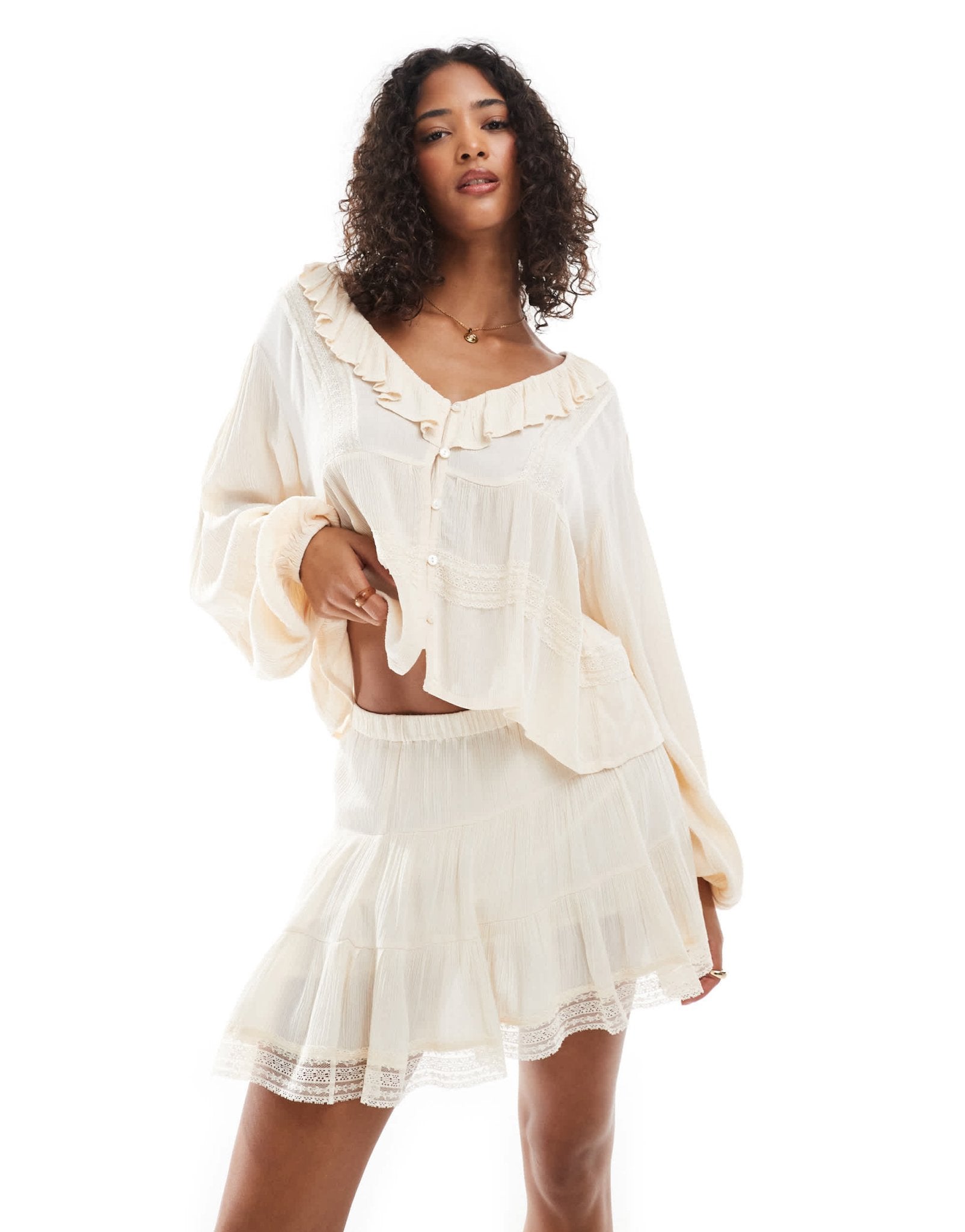 Pull&Bear lace detail tiered mini skirt co-ord in ecru - ASOS Sample Sale