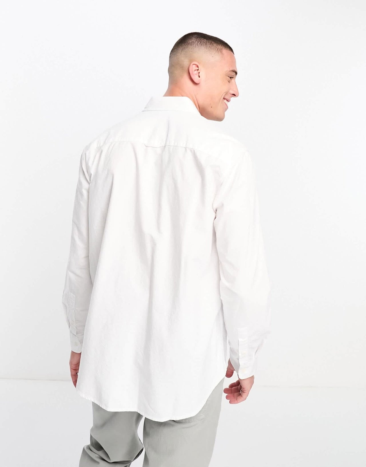 Pull&Bear long sleeve shirt in white - ASOS Sample Sale