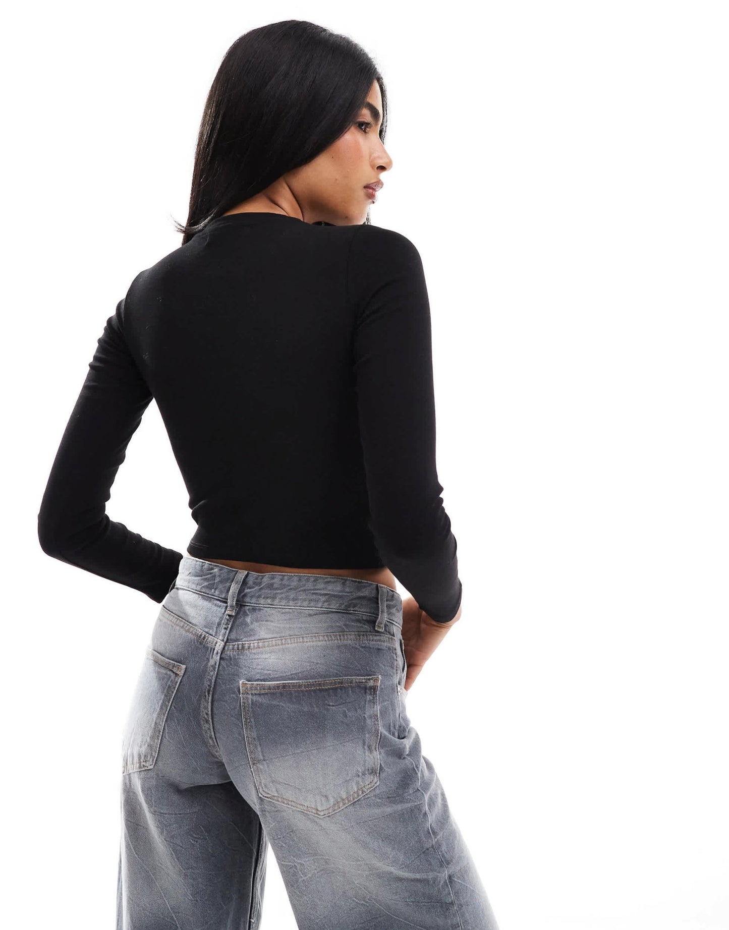 Pull&Bear long sleeve t-shirt in black - ASOS Sample Sale