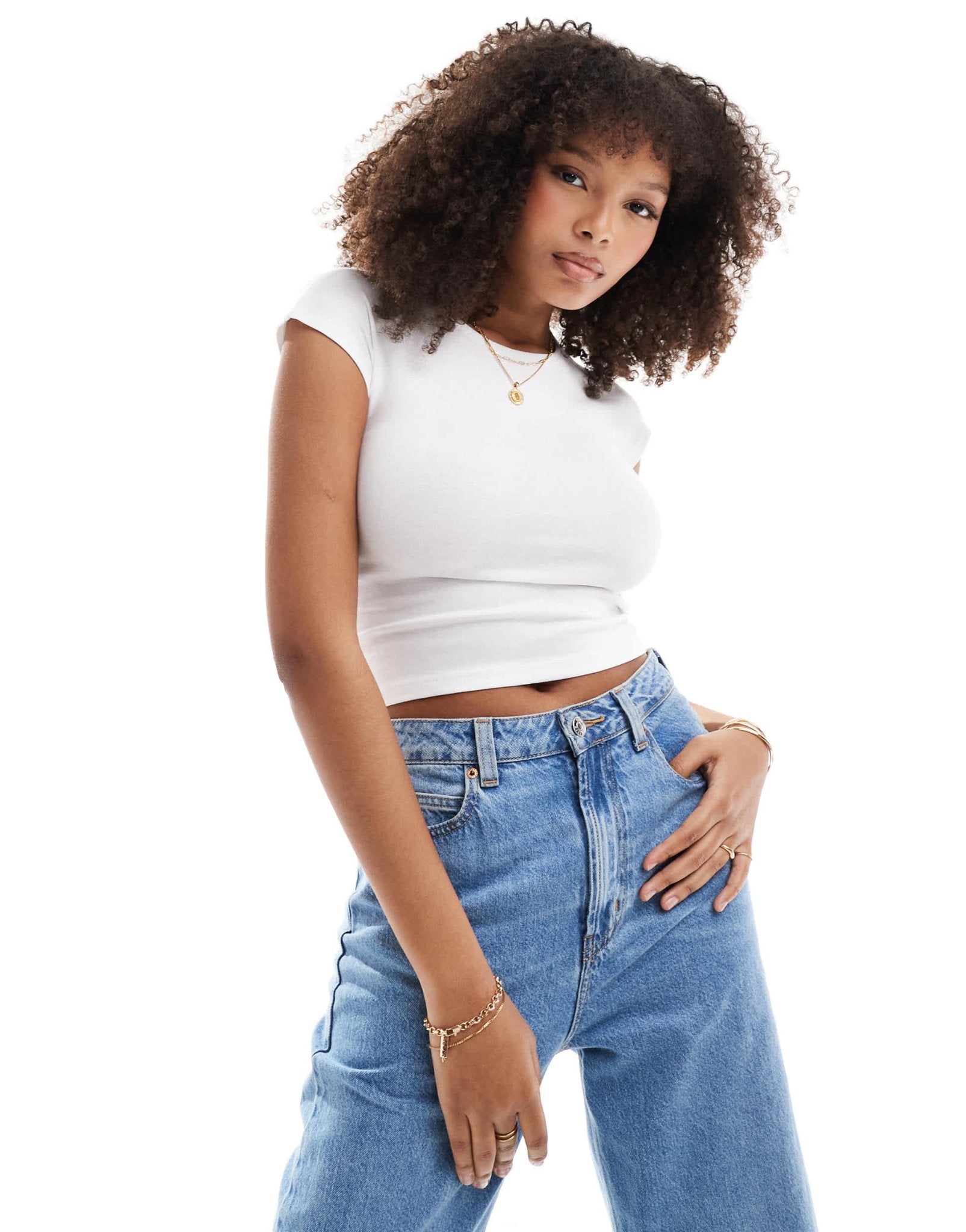 Pull&Bear longline slim everyday tee in white - ASOS Sample Sale