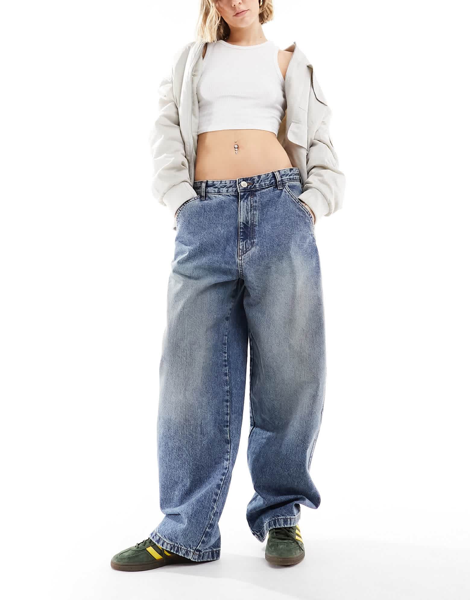 Pull&Bear low rise oversized baggy jean in blue - ASOS Sample Sale