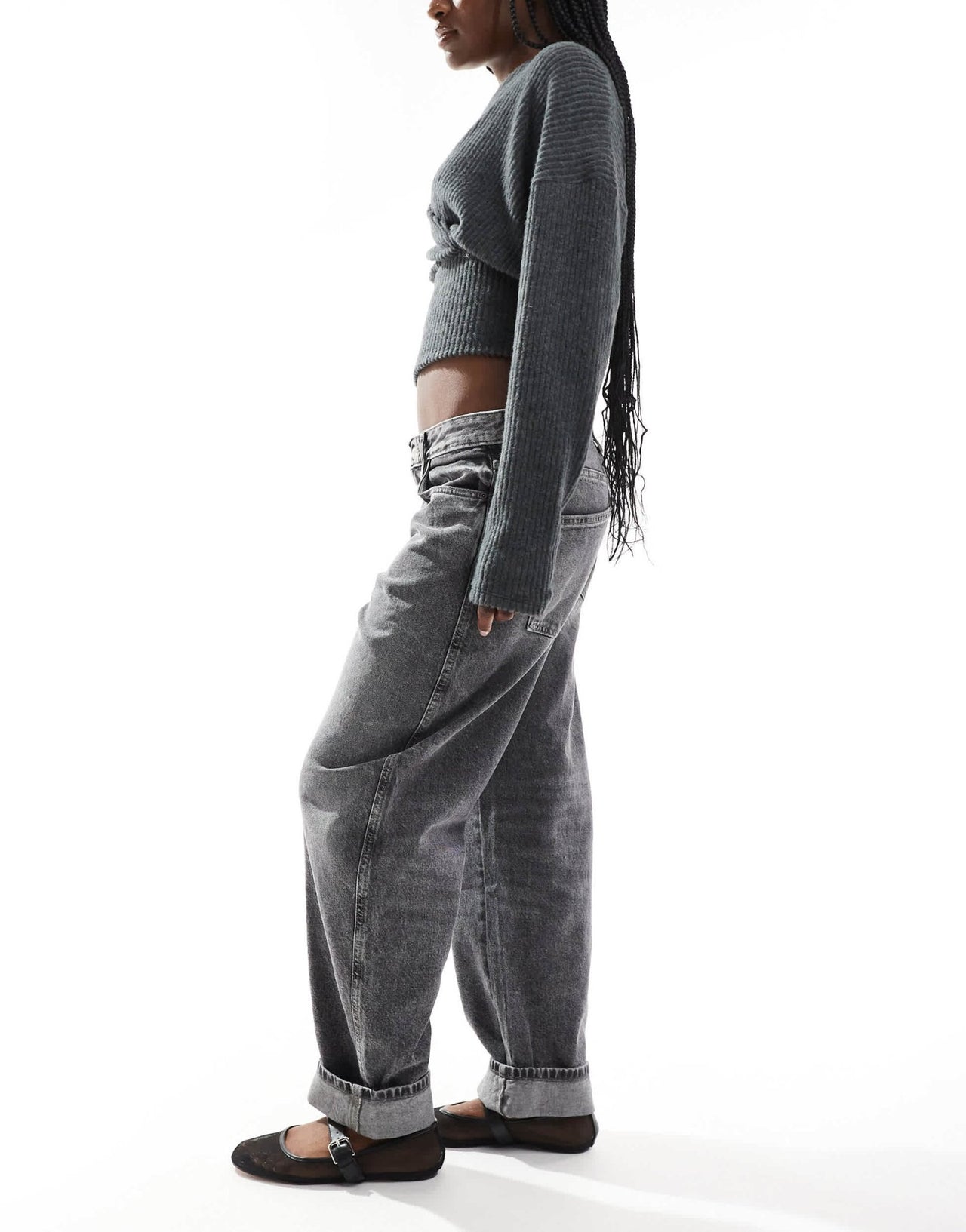 Pull&Bear mid rise barrel leg jean in washed grey - ASOS Sample Sale