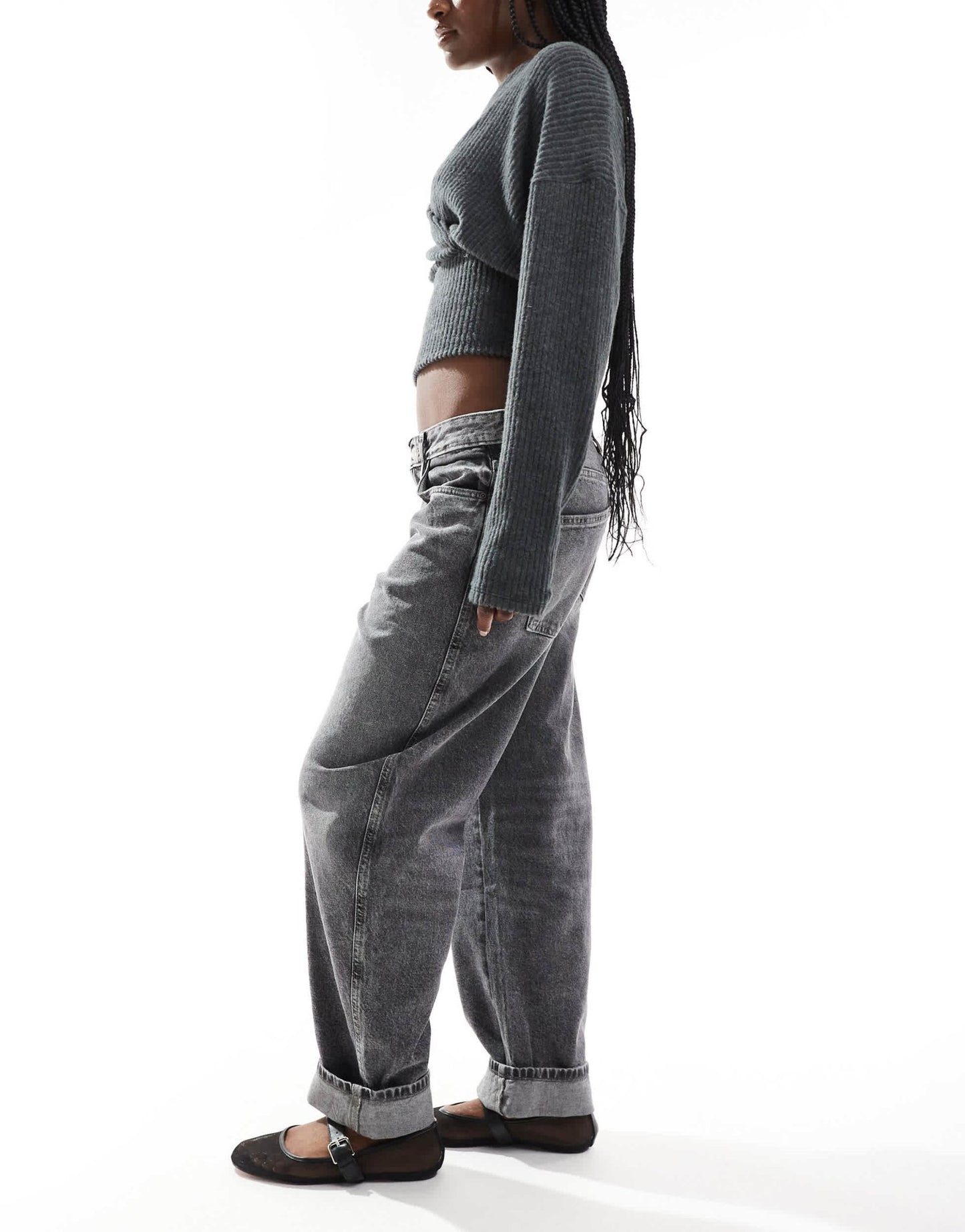 Pull&Bear mid rise barrel leg jean in washed grey - ASOS Sample Sale