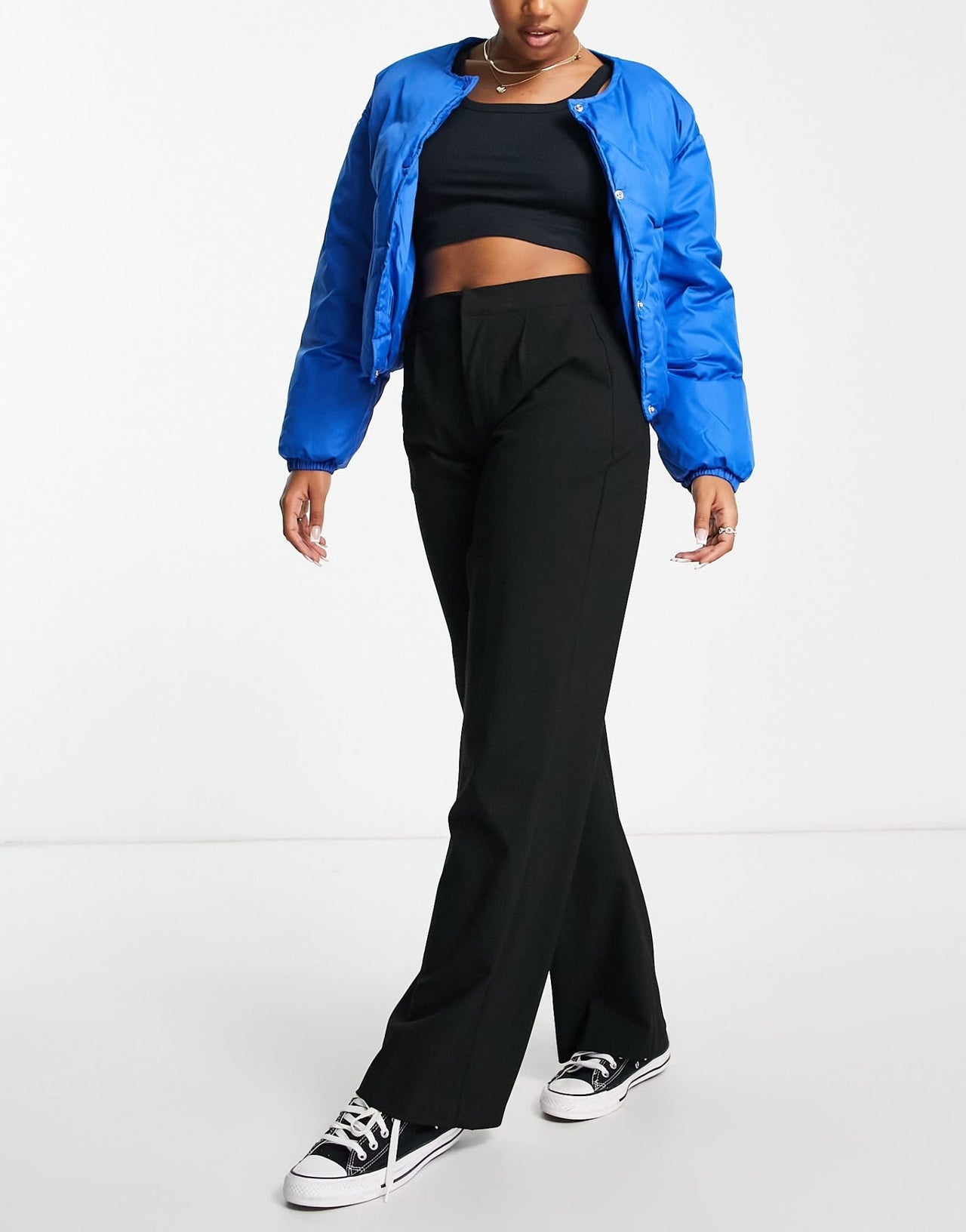 Pull&Bear mid waist loose fitting trousers in black - ASOS Sample Sale