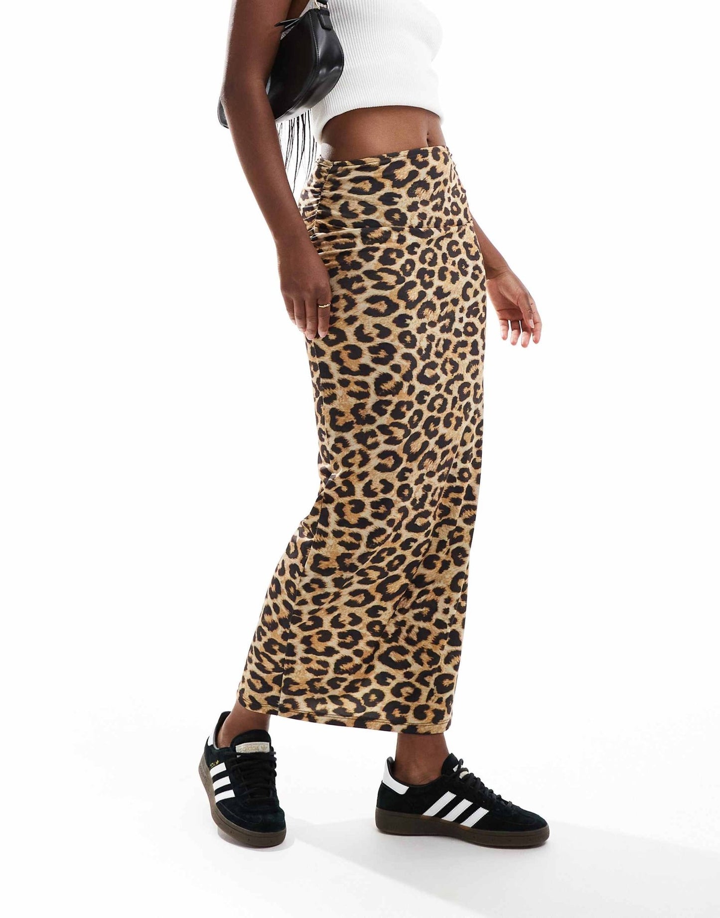 Pull&Bear midi skirt in leopard print - ASOS Sample Sale