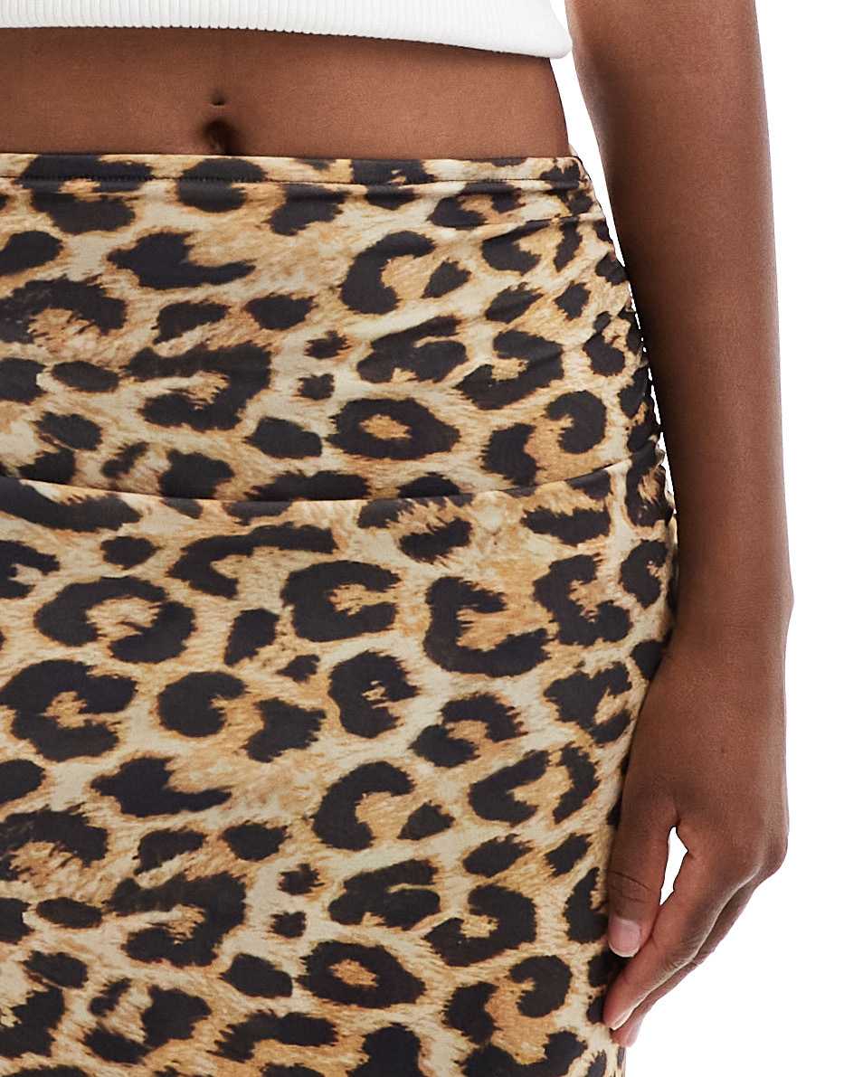 Pull&Bear midi skirt in leopard print - ASOS Sample Sale