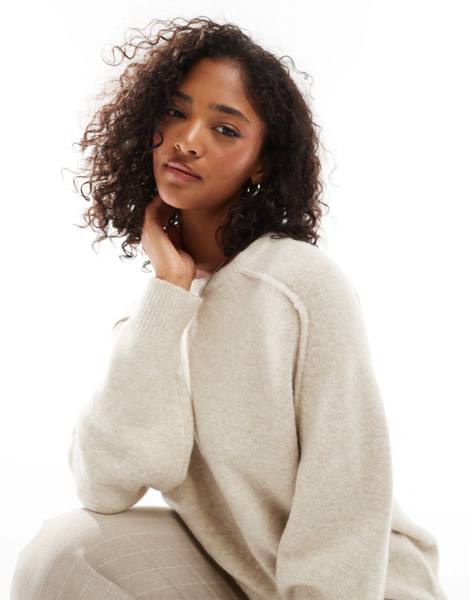 Pull&Bear oversized knitted jumper in sand - ASOS Sample Sale