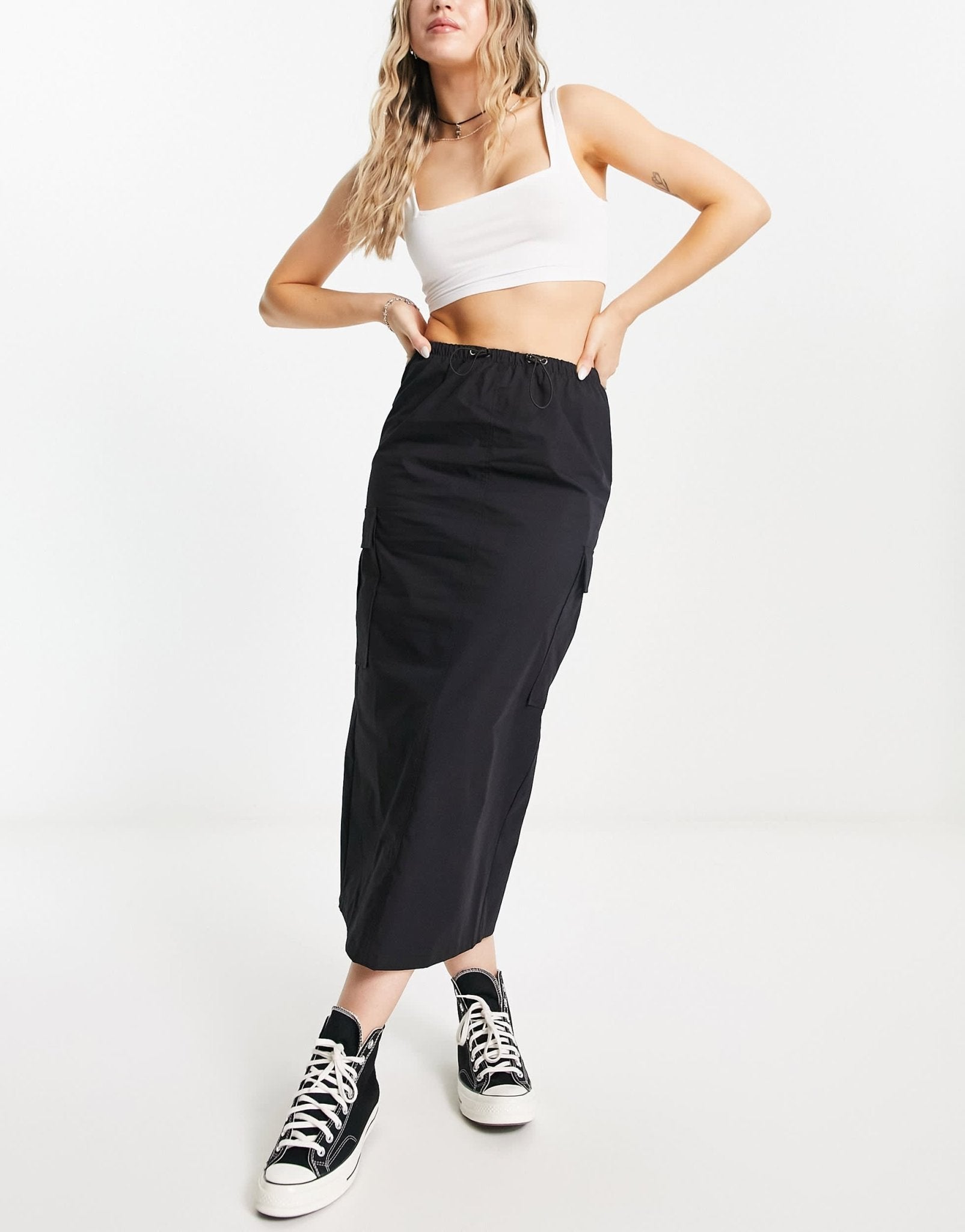 Pull&Bear parachute cargo midaxi skirt in black with toggle detail - ASOS Sample Sale