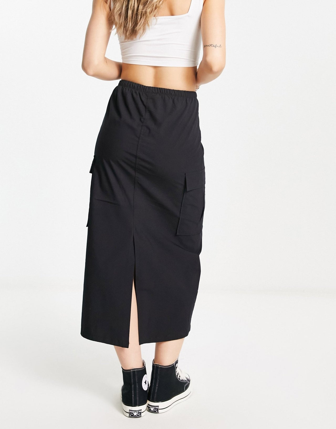 Pull&Bear parachute cargo midaxi skirt in black with toggle detail - ASOS Sample Sale