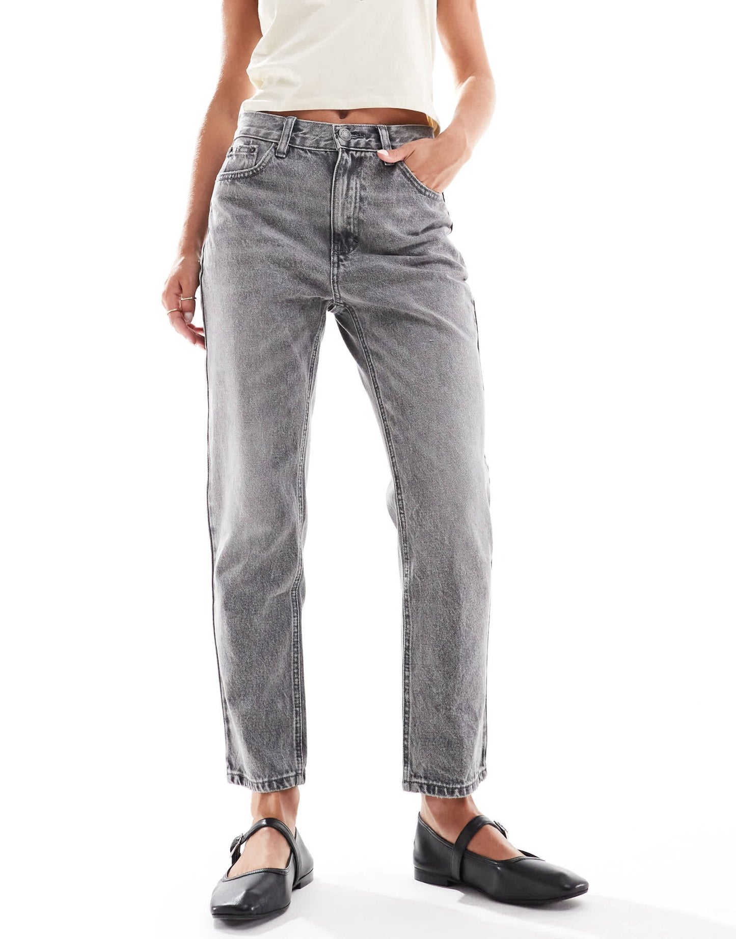 Pull&Bear Petite mom jean in grey - ASOS Sample Sale