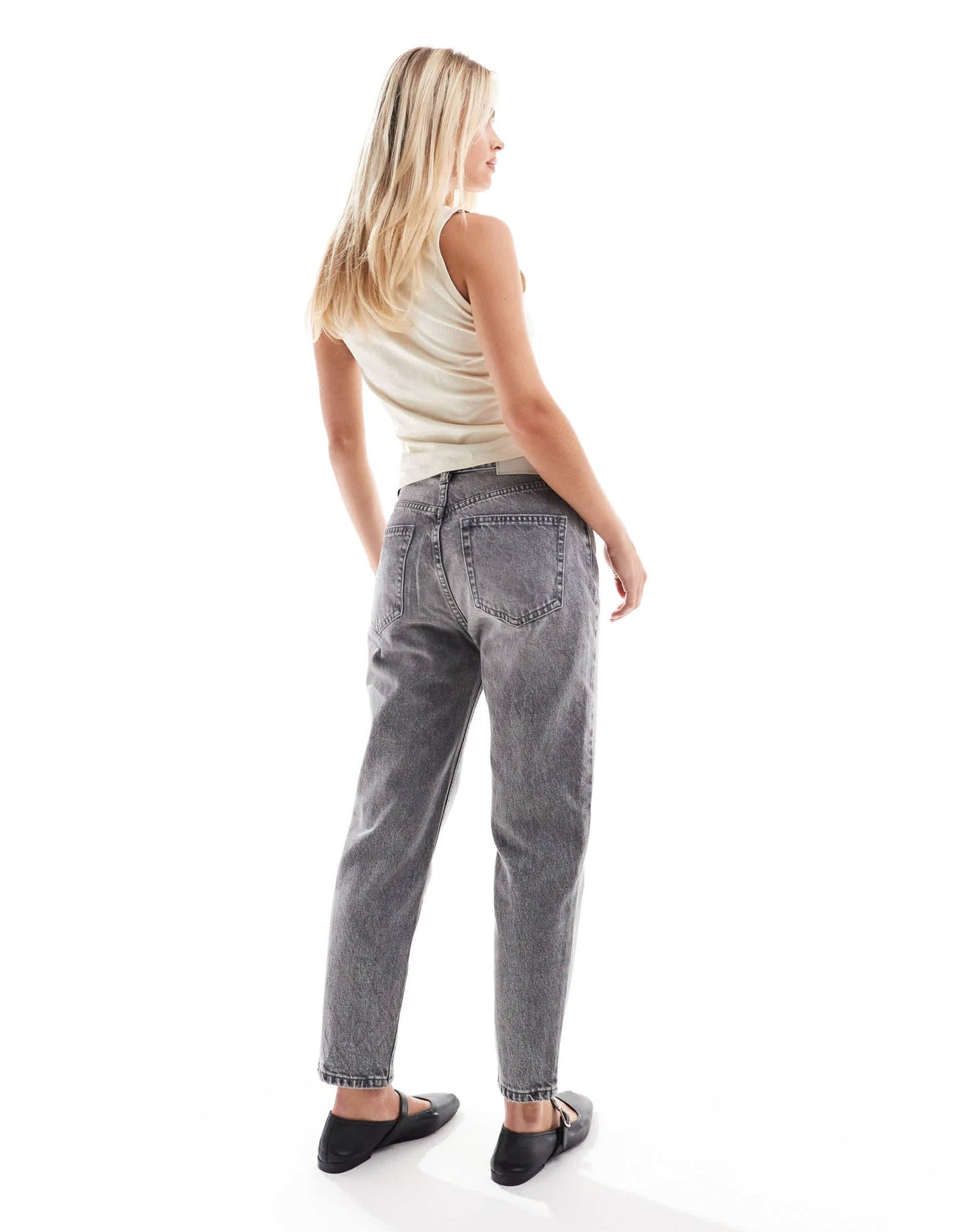 Pull&Bear Petite mom jean in grey - ASOS Sample Sale