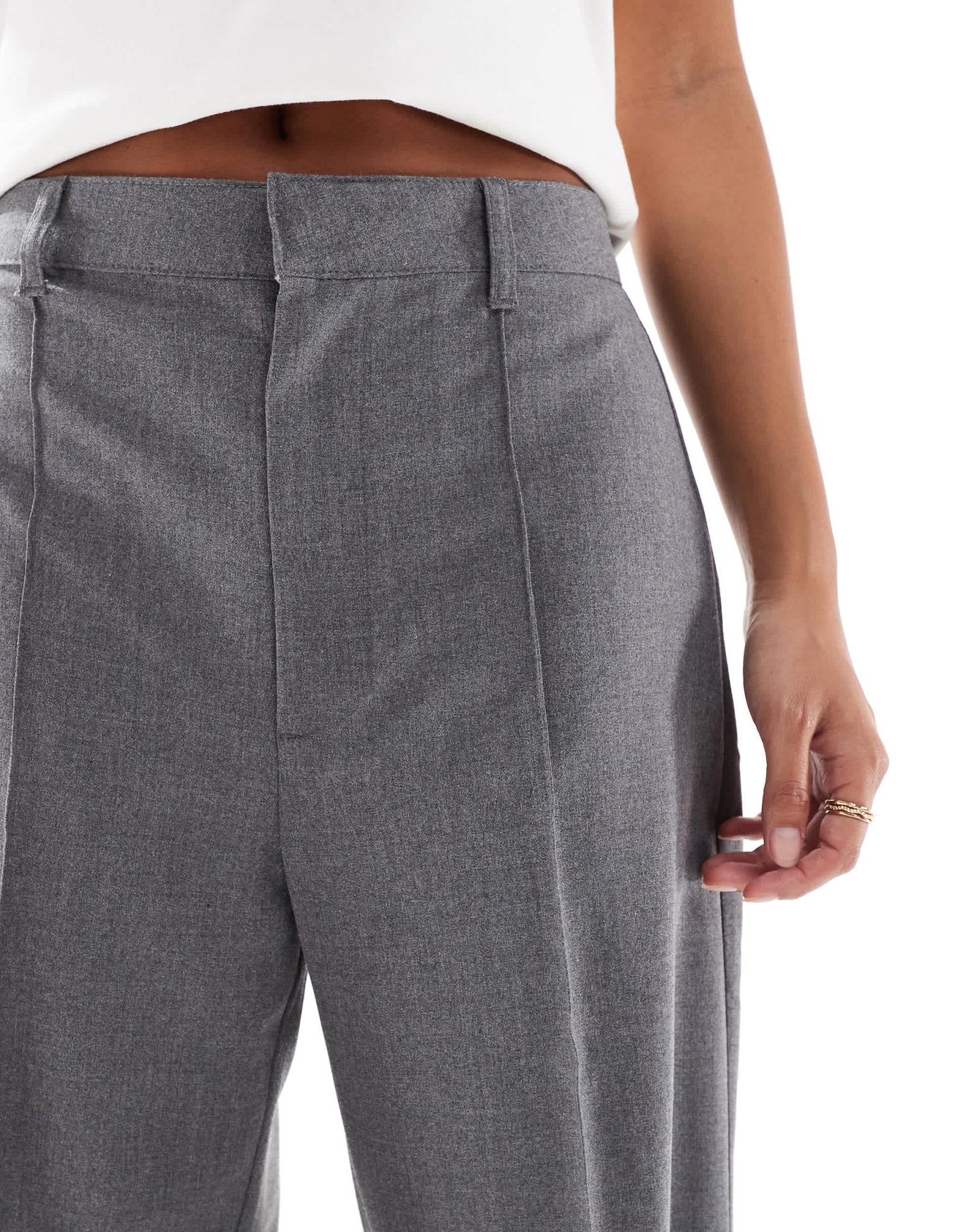 Pull&Bear Petite straight leg tailored trousers with front seam in grey - ASOS Sample Sale