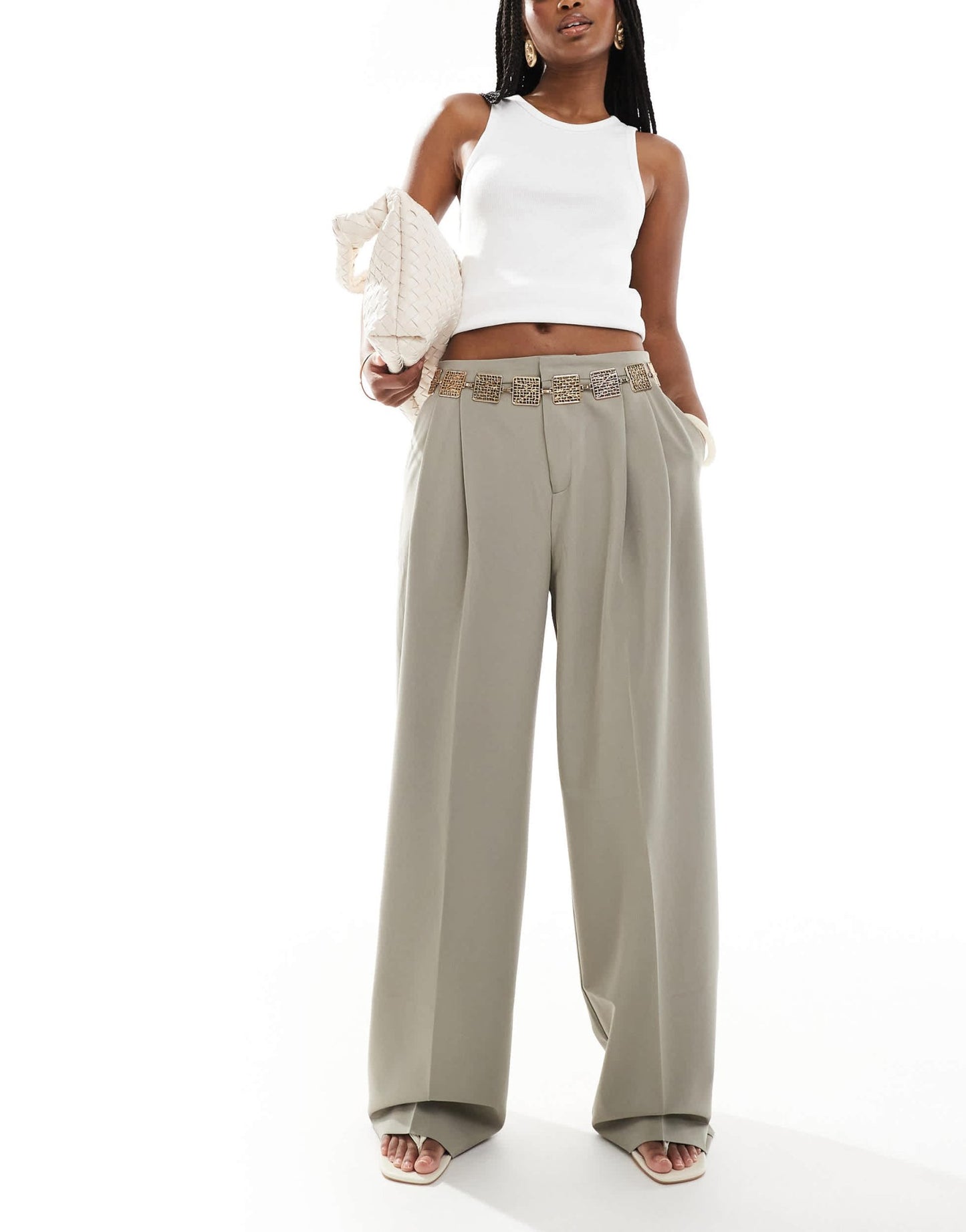Pull&Bear pleated wide leg tailored trouser in sand - ASOS Sample Sale