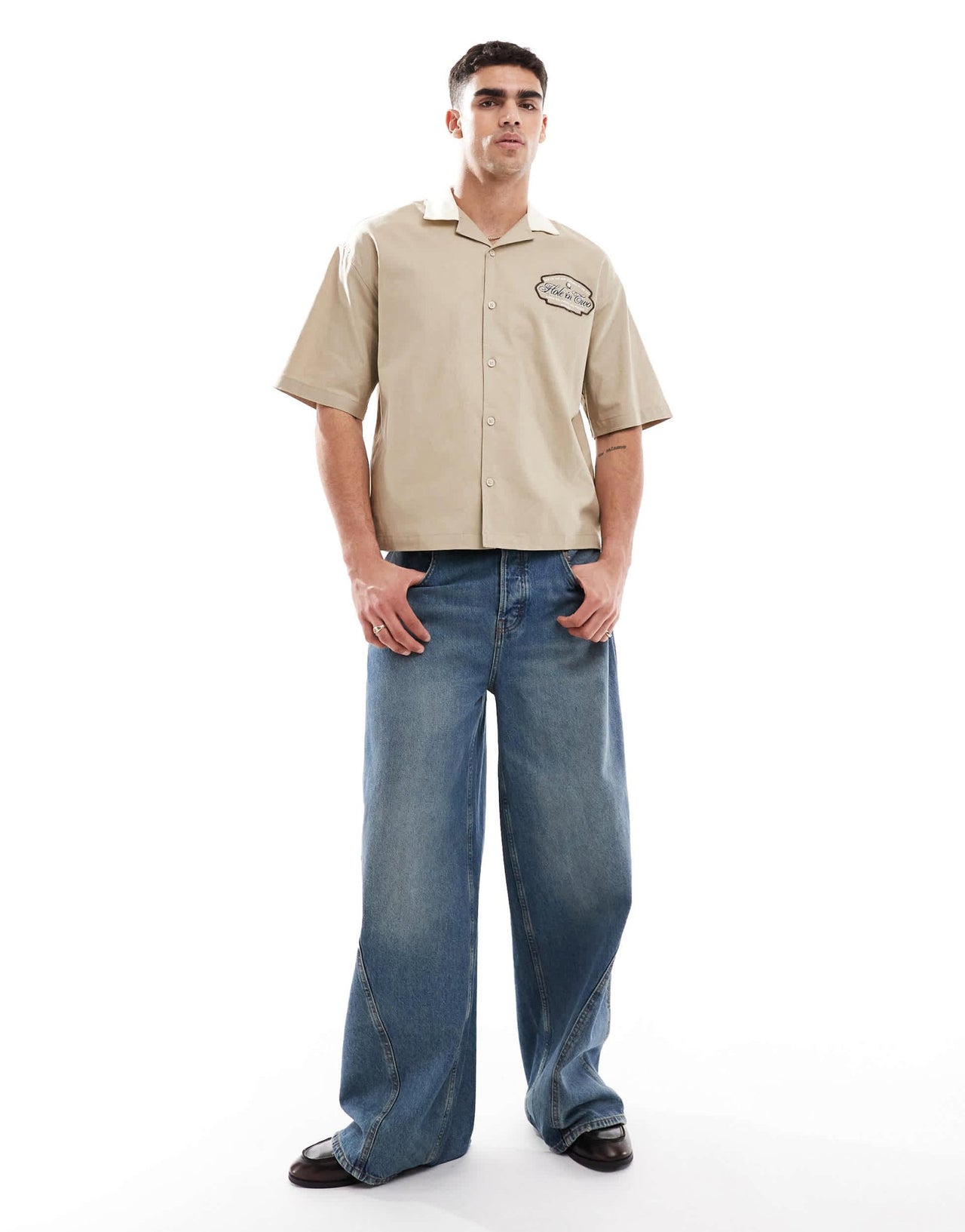Pull&Bear printed bowling shirt in khaki - ASOS Sample Sale