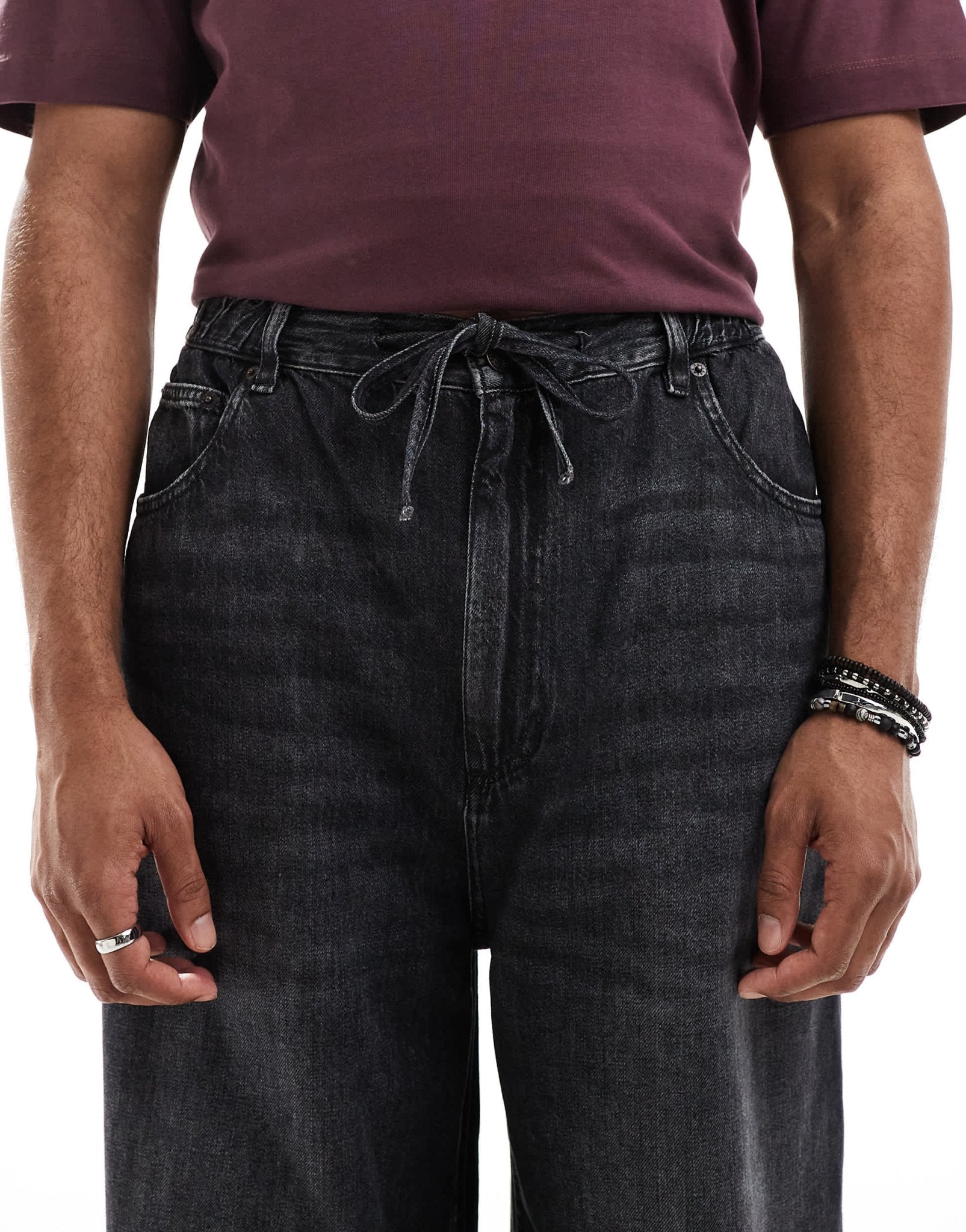 Pull&Bear pull on baggy jeans in black - ASOS Sample Sale