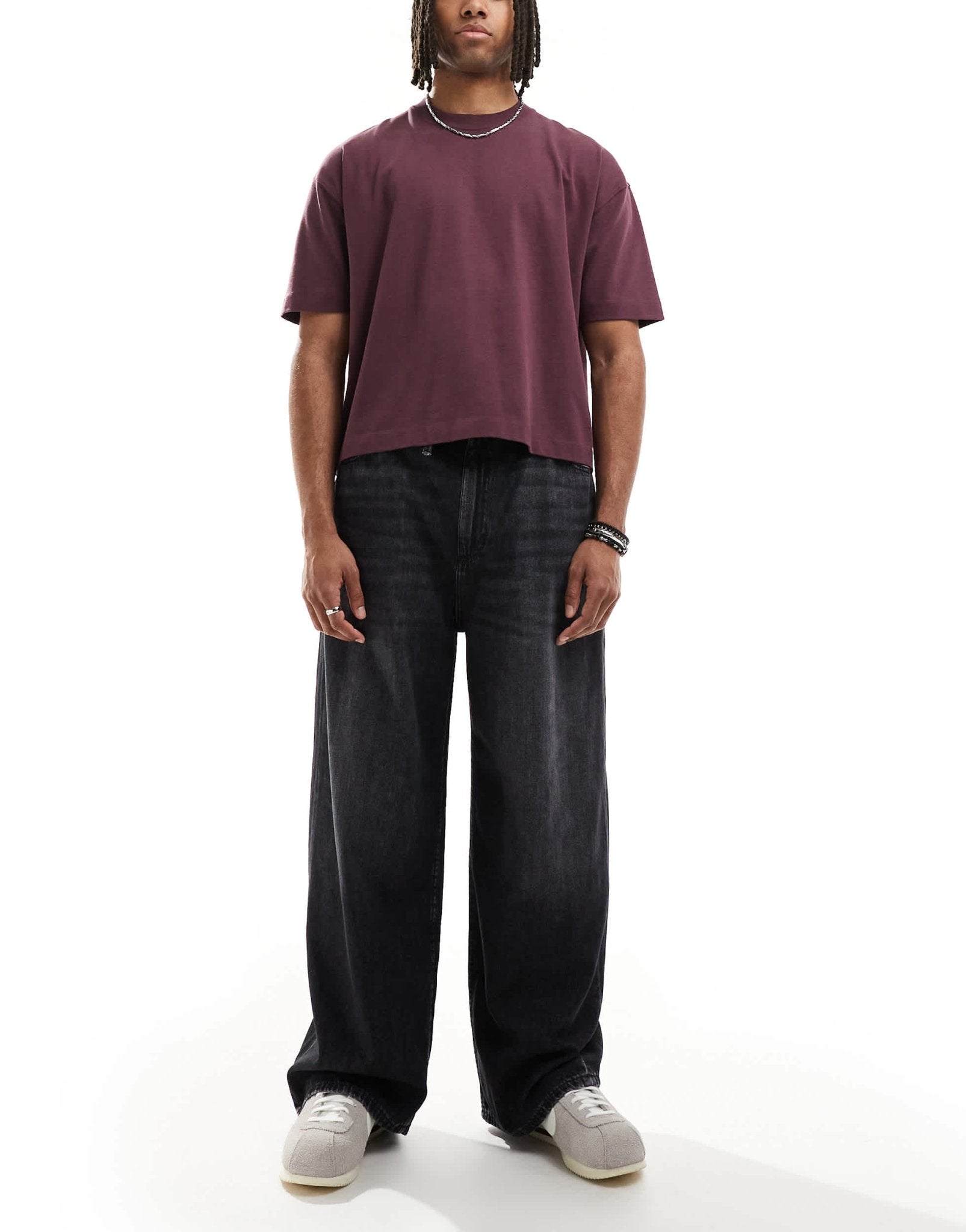 Pull&Bear pull on baggy jeans in black - ASOS Sample Sale